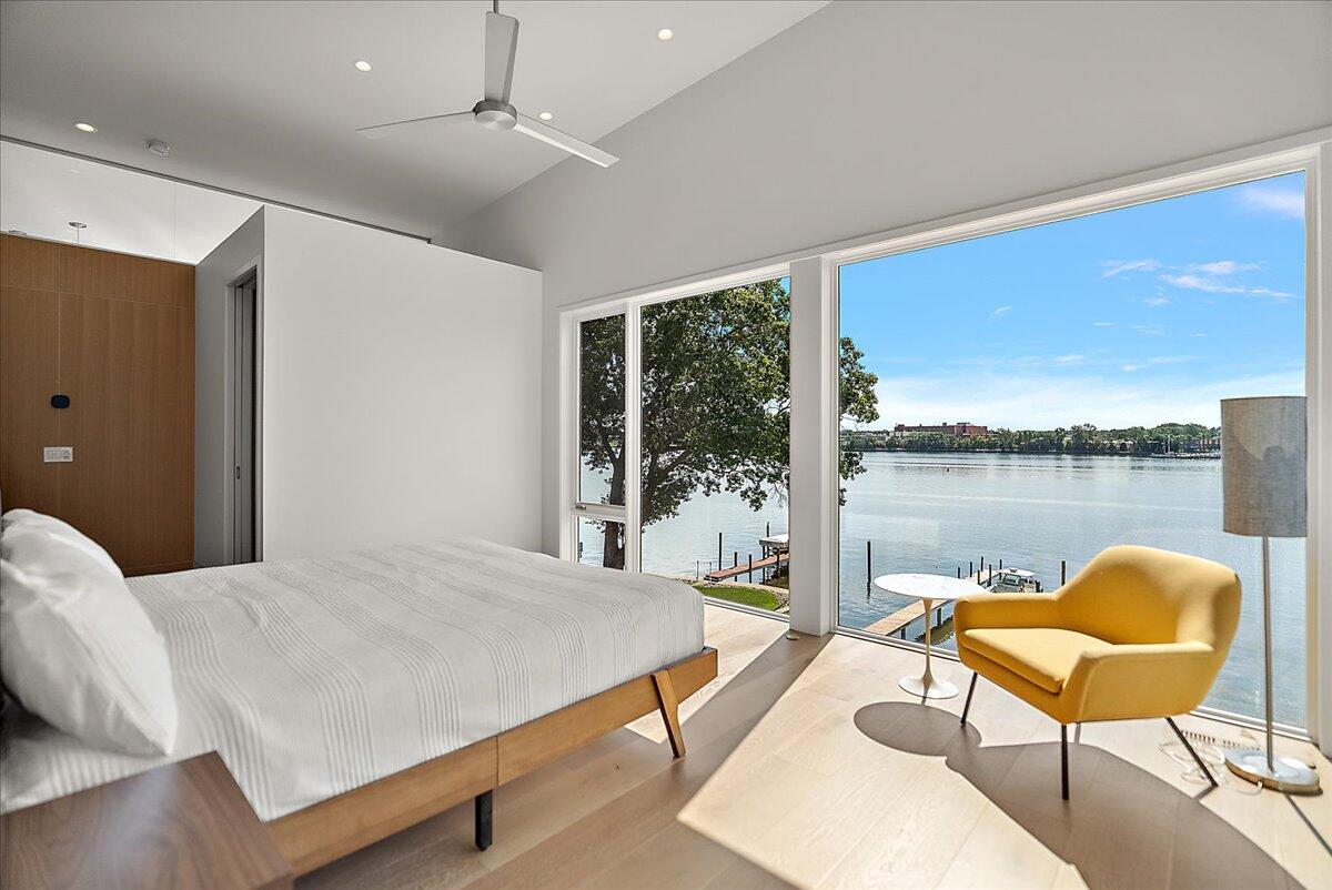 602 Lawn Avenue Holland MI 49424