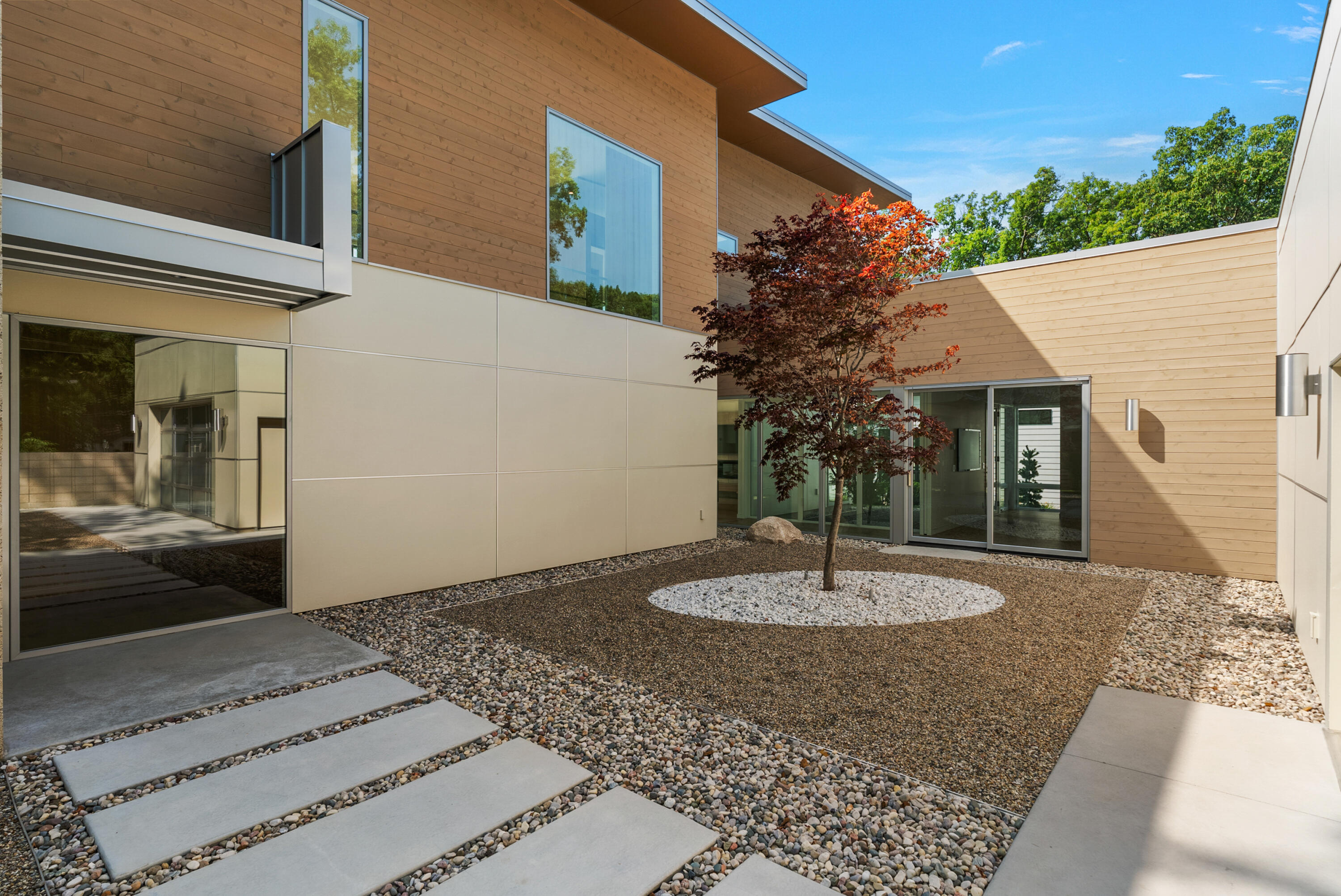 602 Lawn Avenue Holland MI 49424