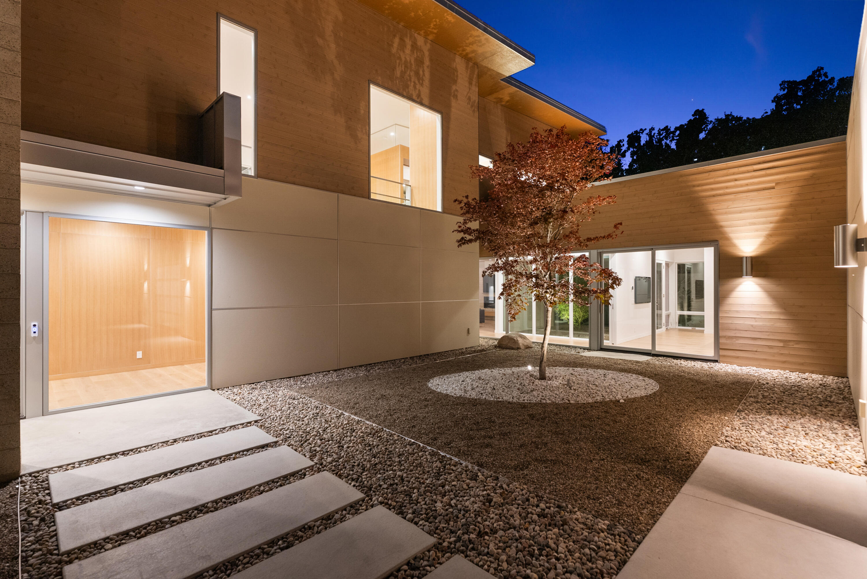 602 Lawn Avenue Holland MI 49424