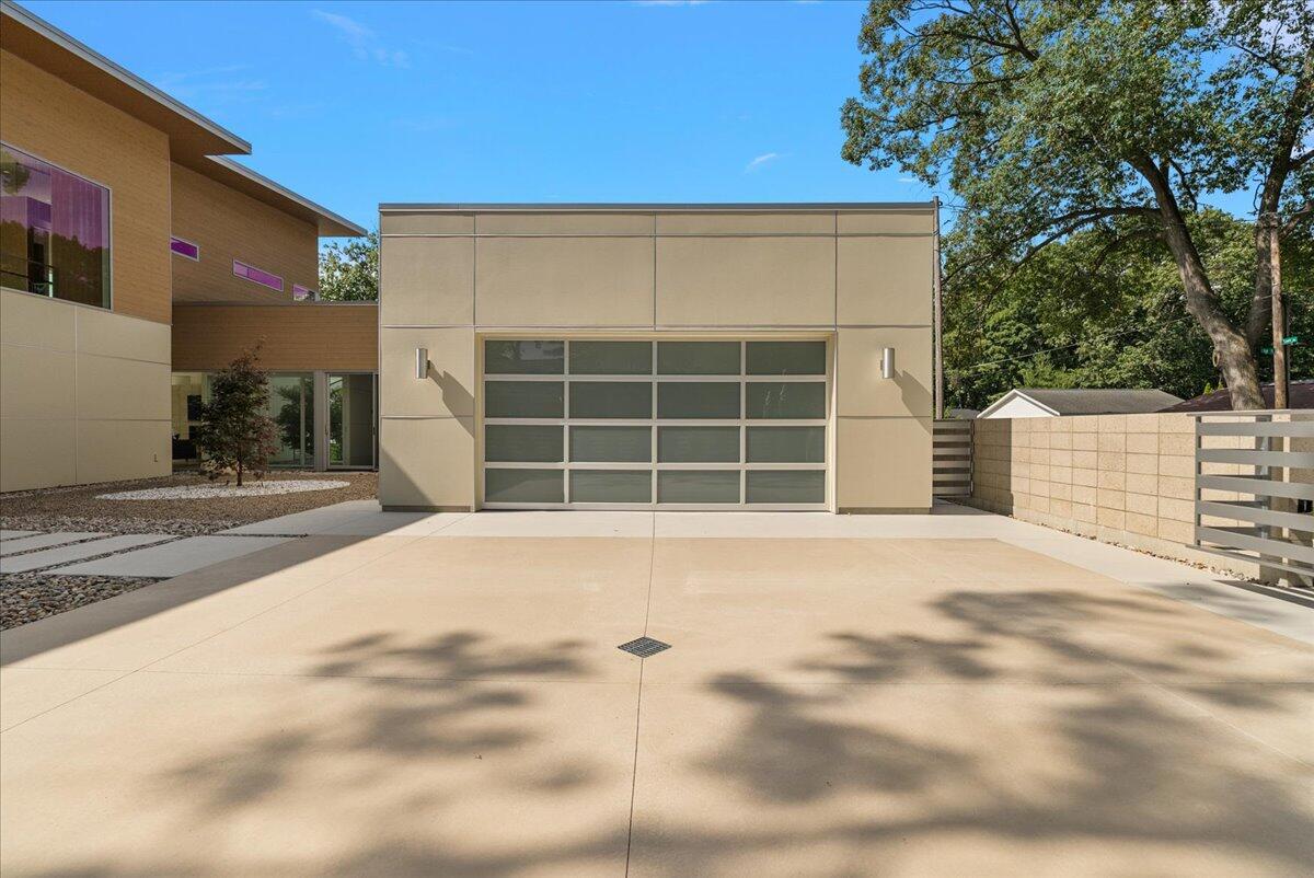 602 Lawn Avenue Holland MI 49424