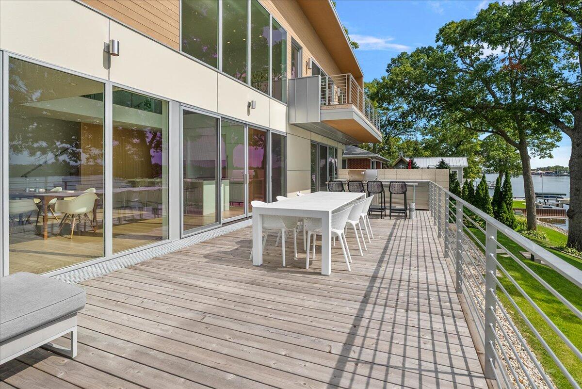 602 Lawn Avenue Holland MI 49424