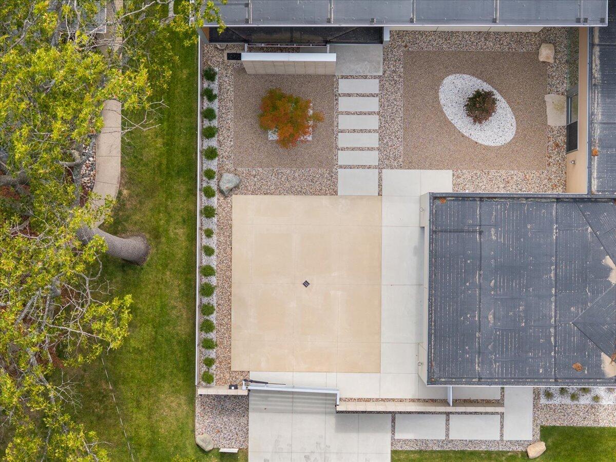 602 Lawn Avenue Holland MI 49424