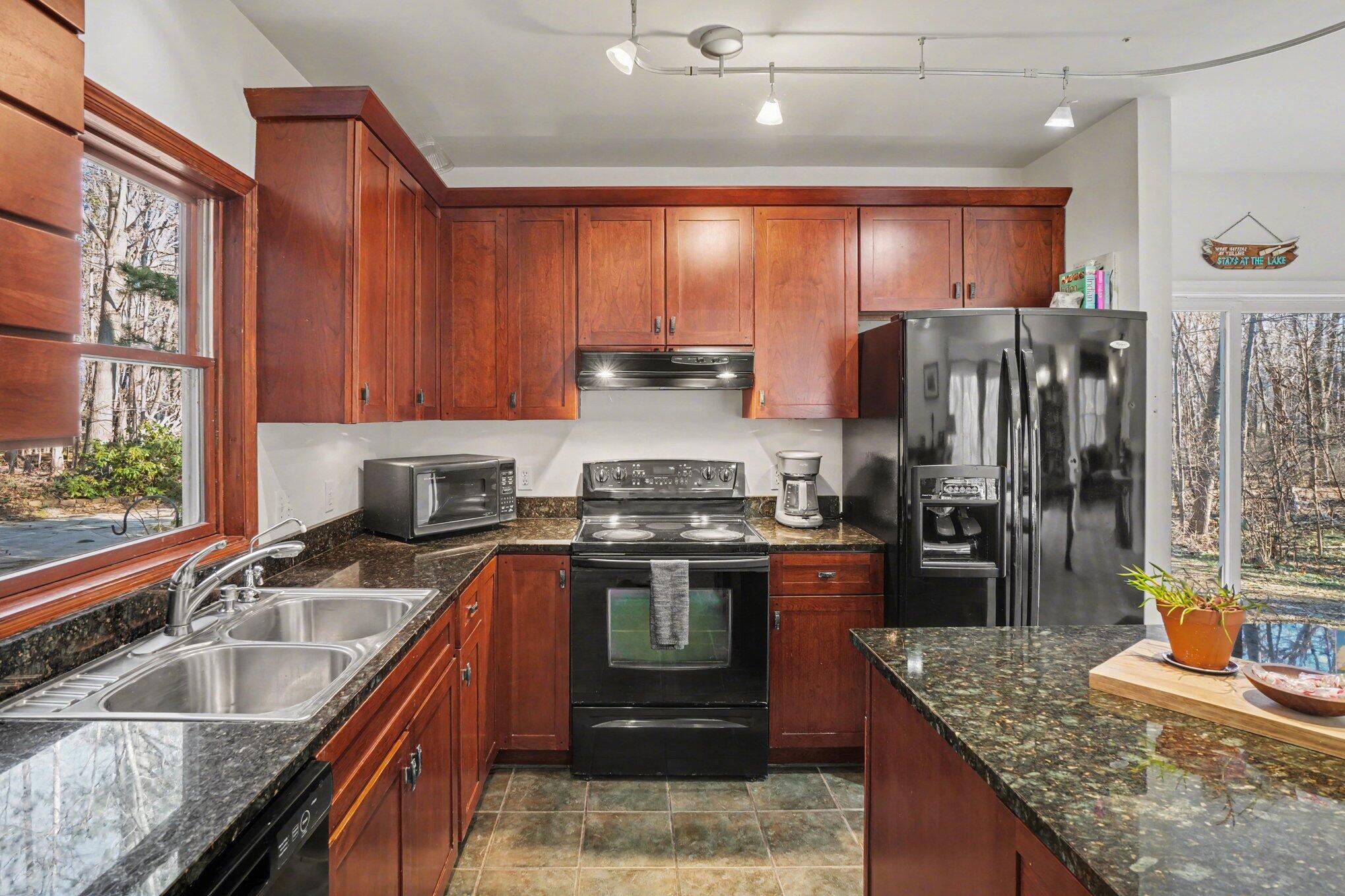 6570 145th Avenue Holland MI 49423