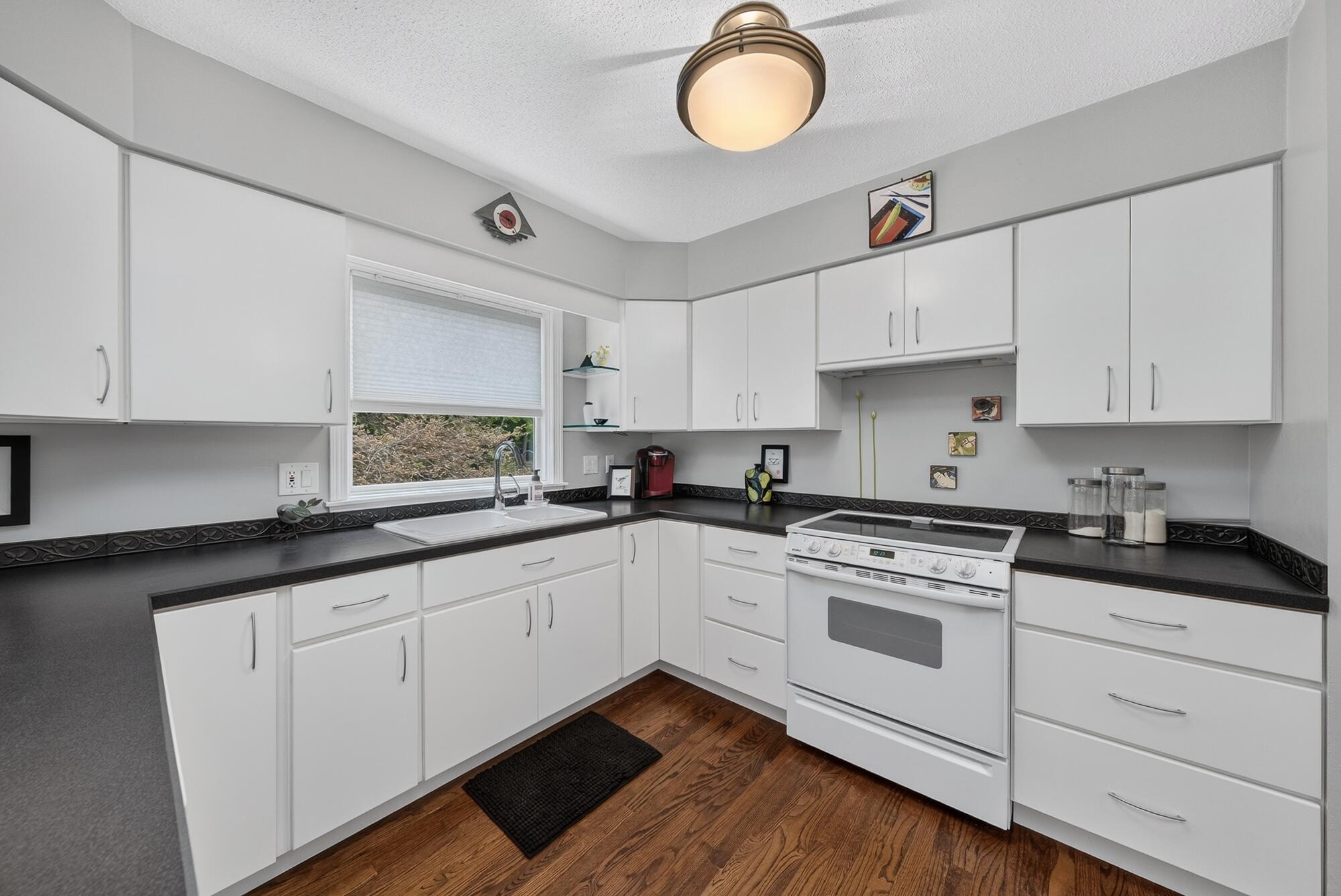 3792 Arbutus Trail Portage MI 49024