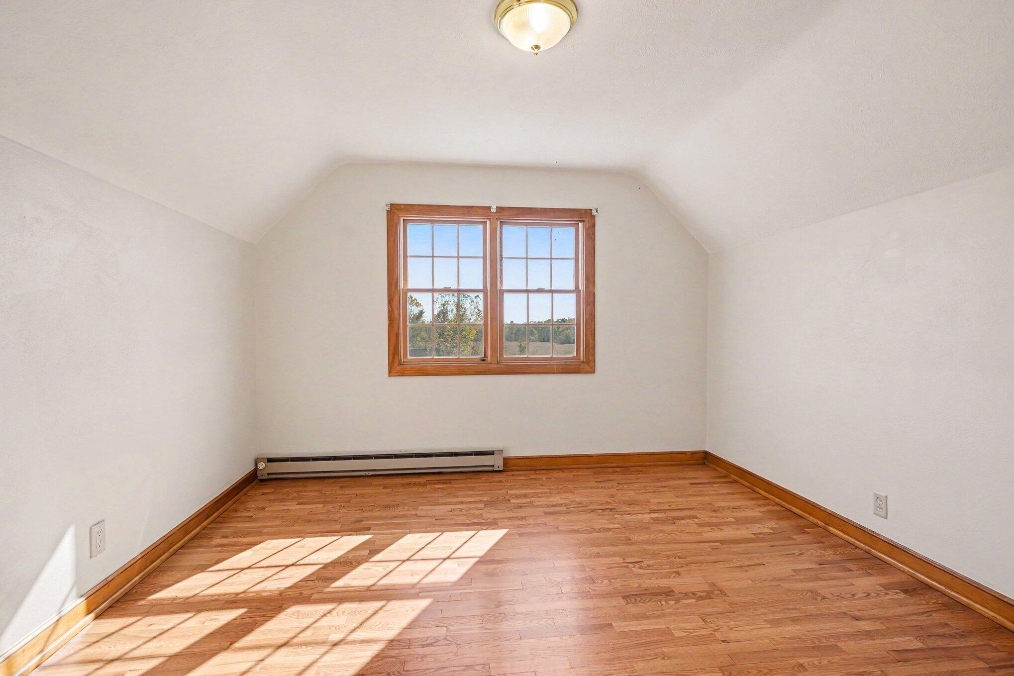 4887 Riverside Road Coloma MI 49038