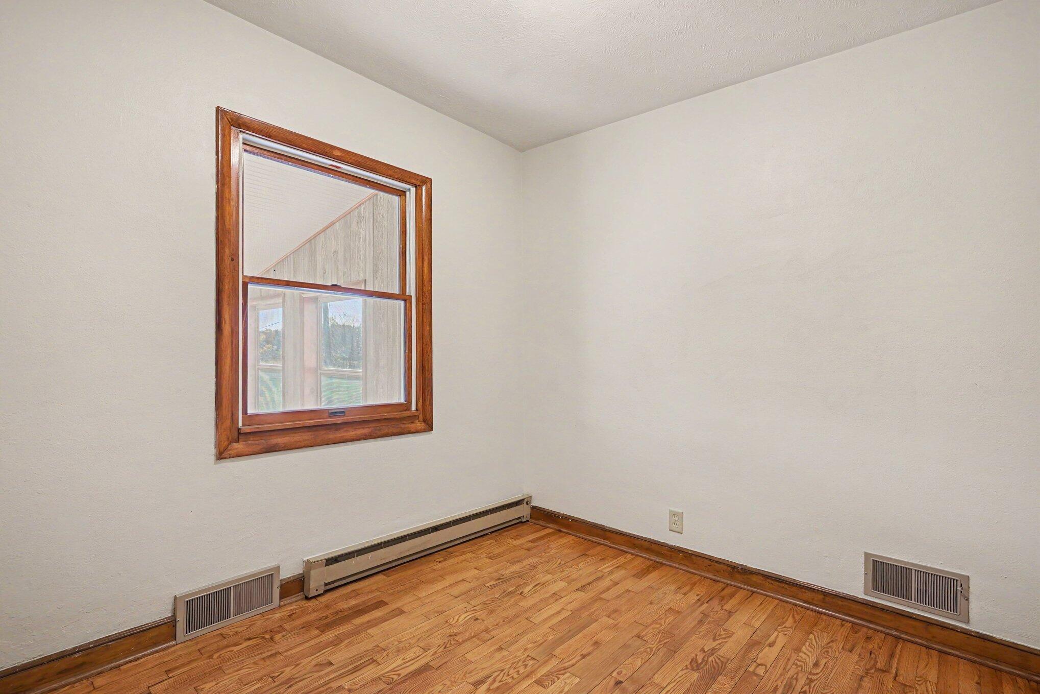 4887 Riverside Road Coloma MI 49038