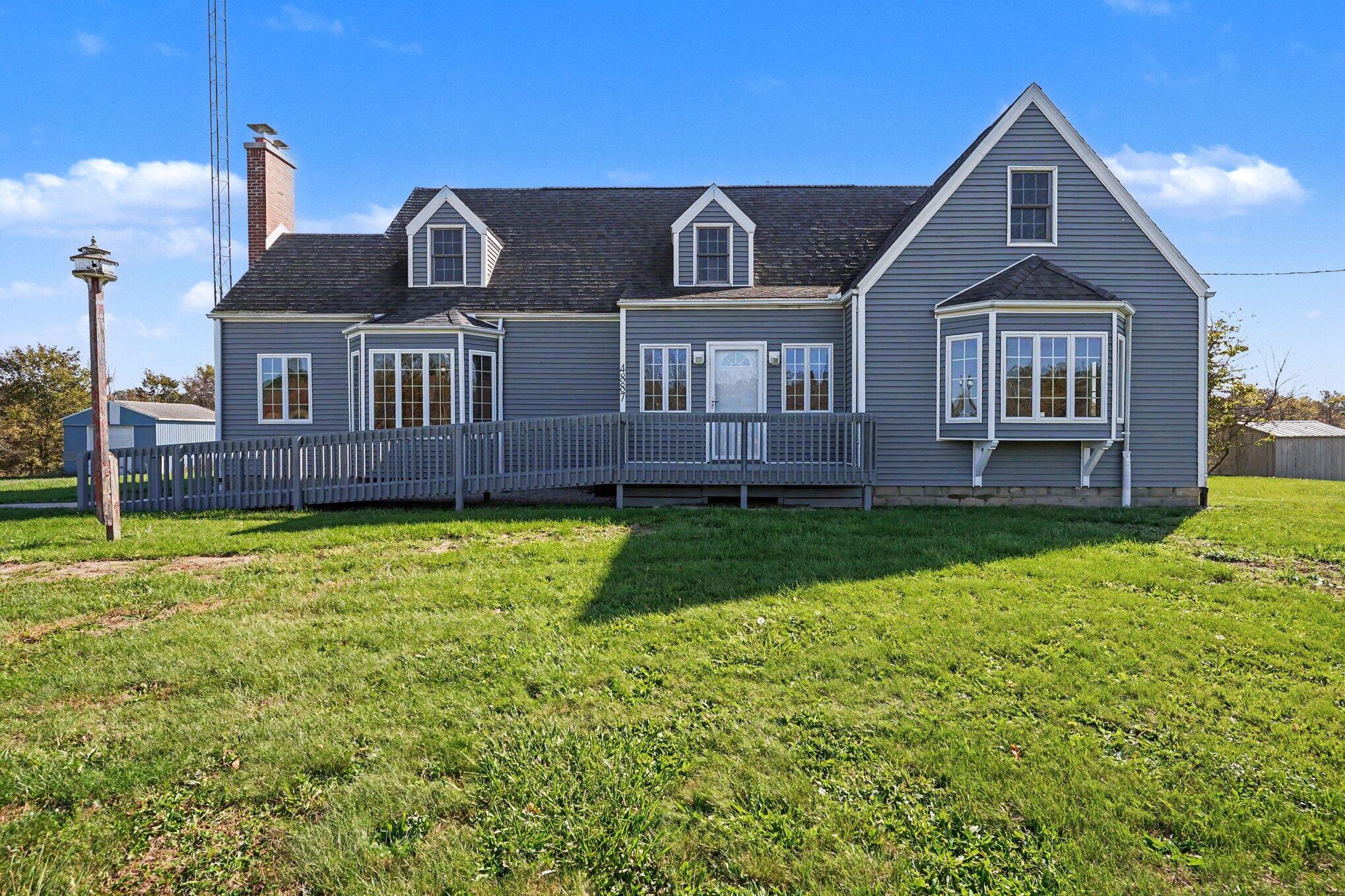 4887 Riverside Road Coloma MI 49038