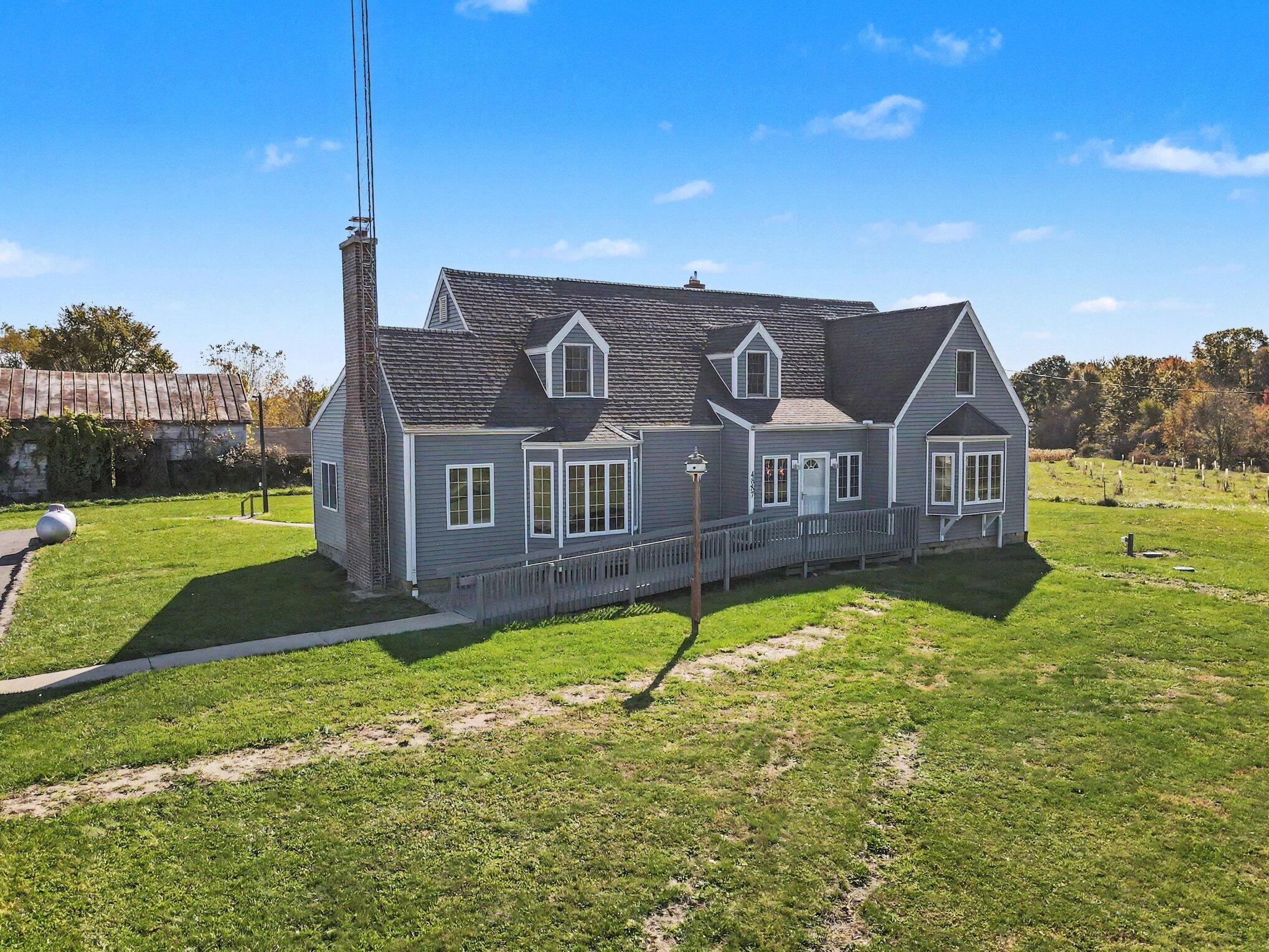 4887 Riverside Road Coloma MI 49038