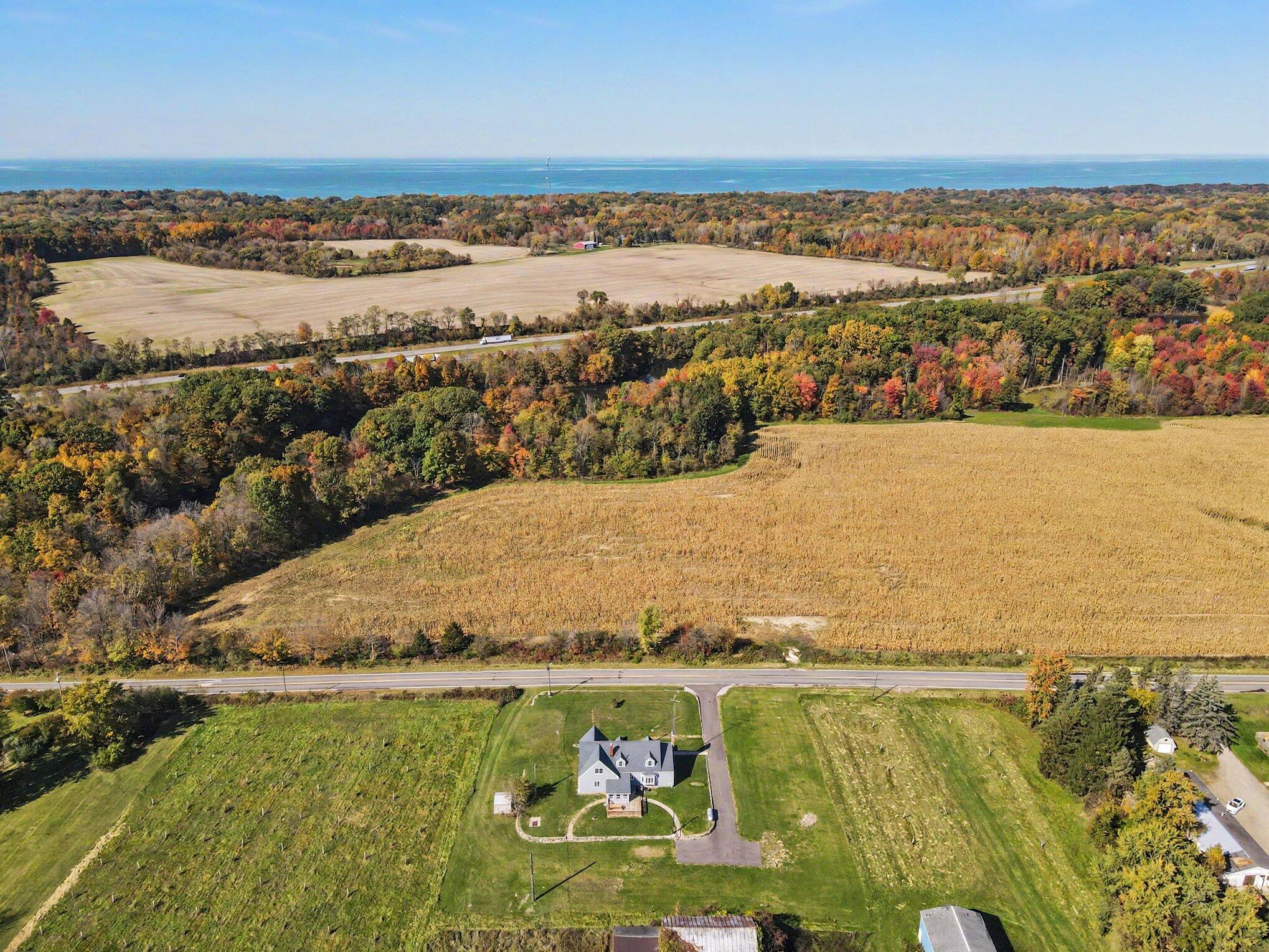 4887 Riverside Road Coloma MI 49038