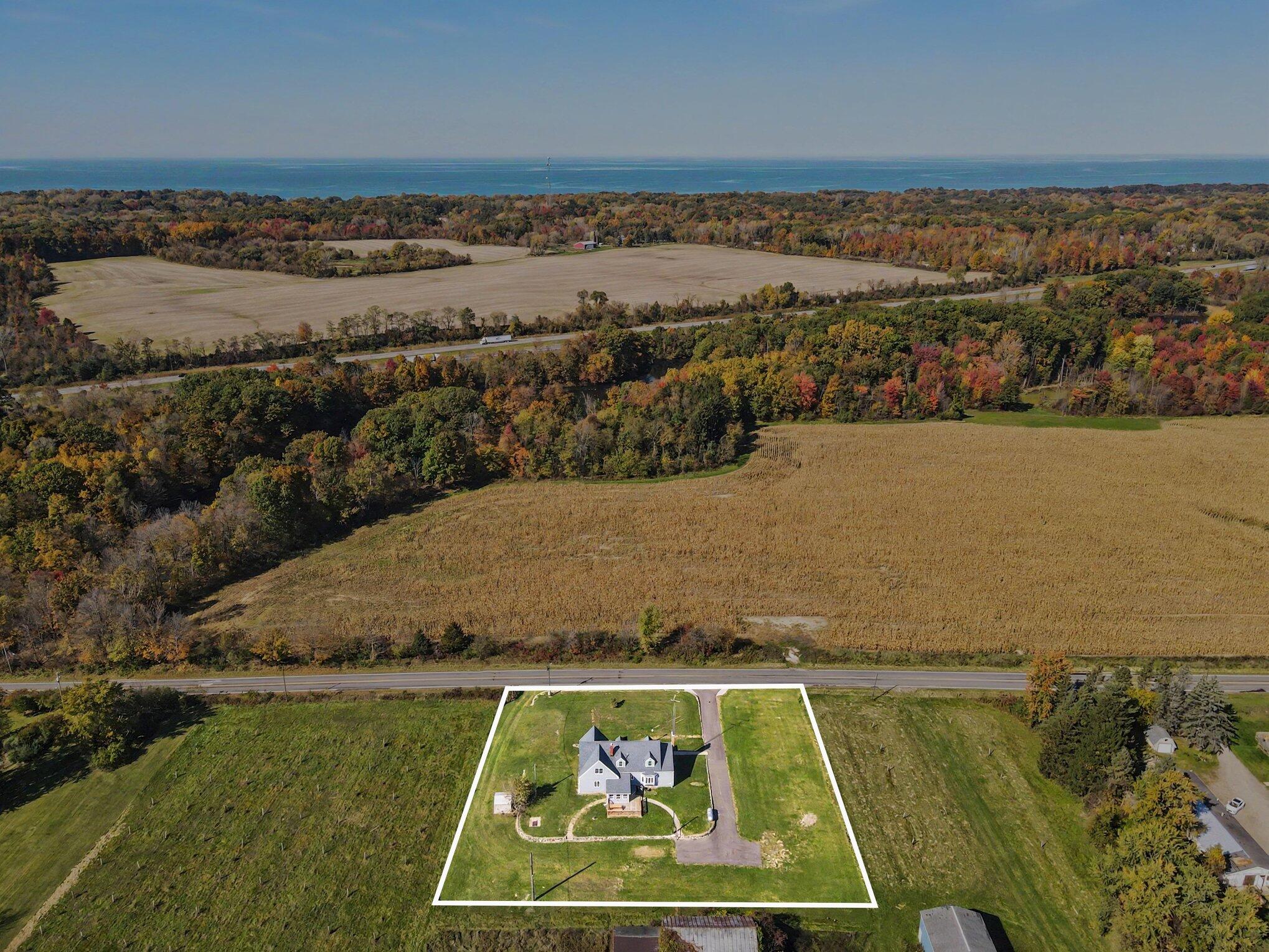 4887 Riverside Road Coloma MI 49038