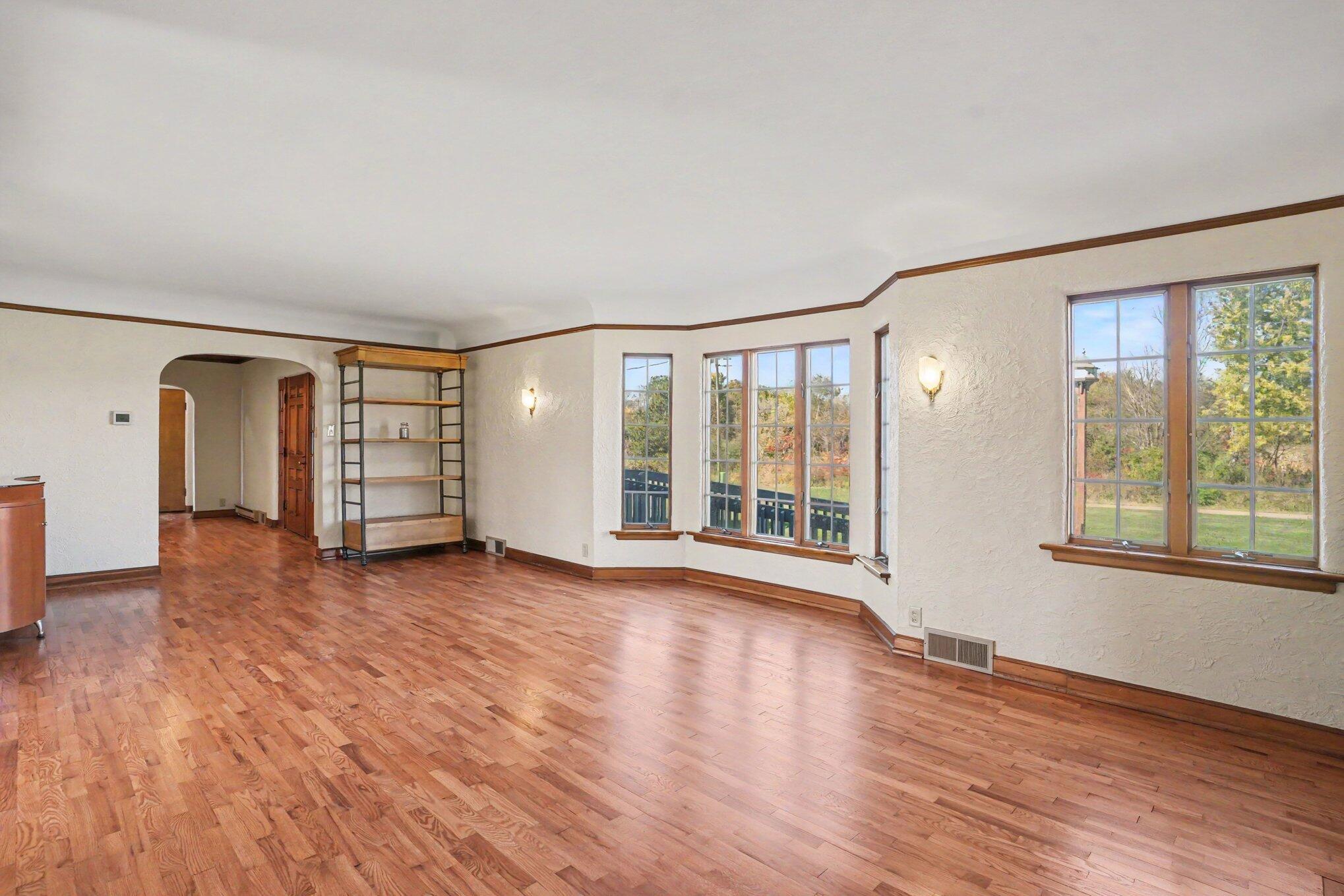 4887 Riverside Road Coloma MI 49038
