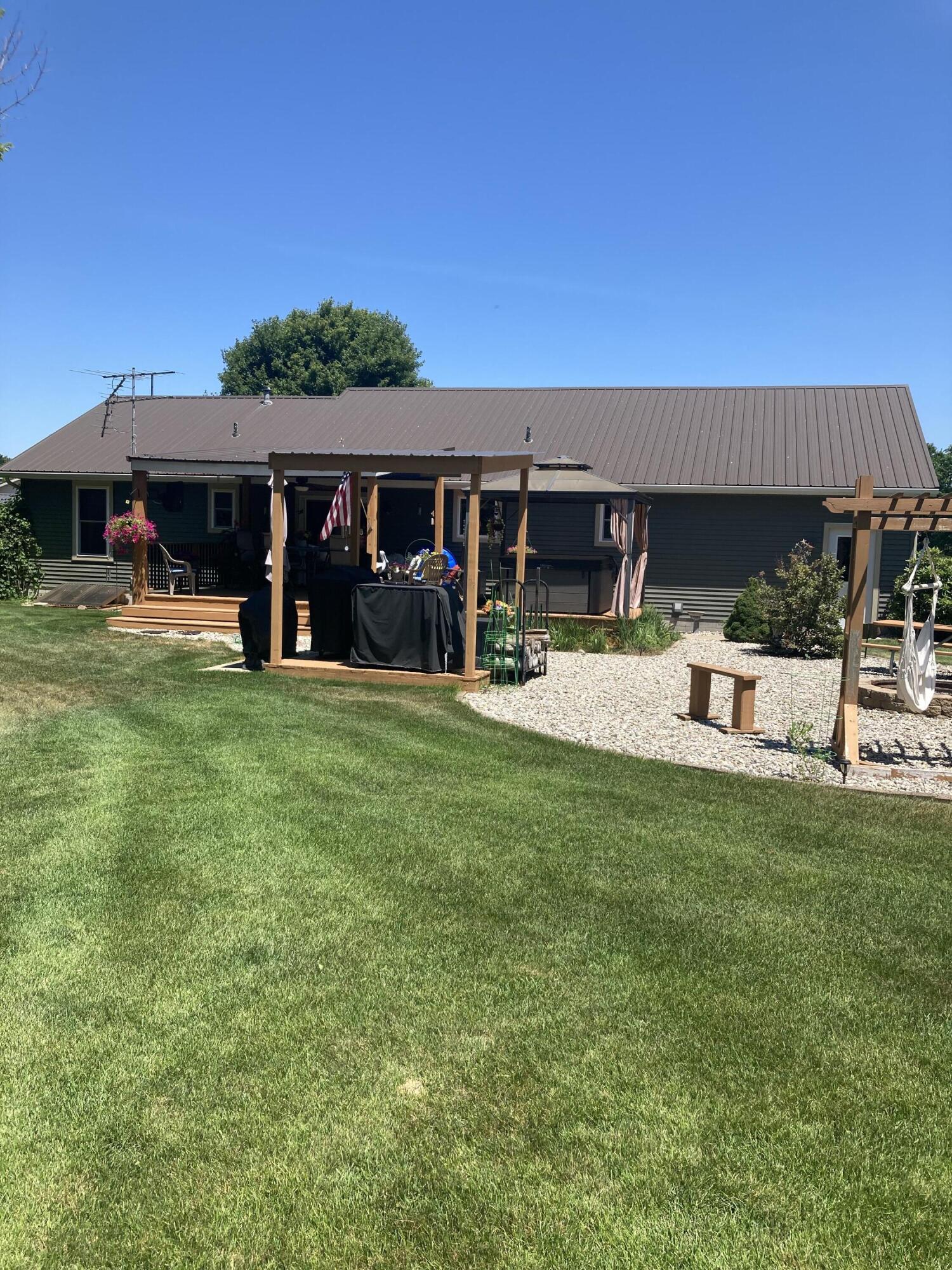 3403 White Aspen Lane Muskegon MI 49444
