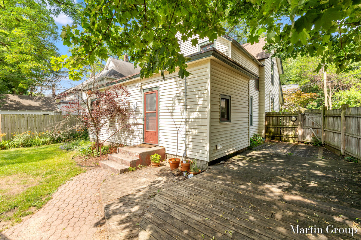 100 Luton Avenue SE Grand Rapids MI 49506