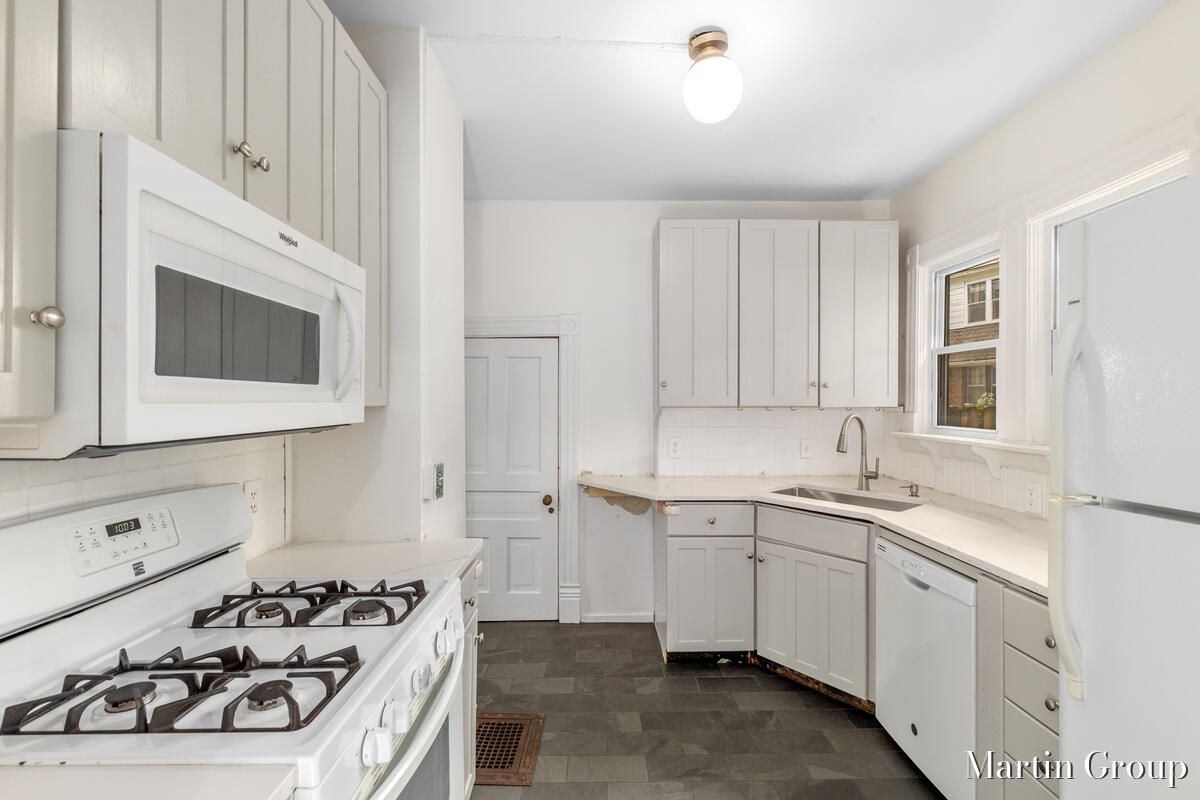 100 Luton Avenue SE Grand Rapids MI 49506