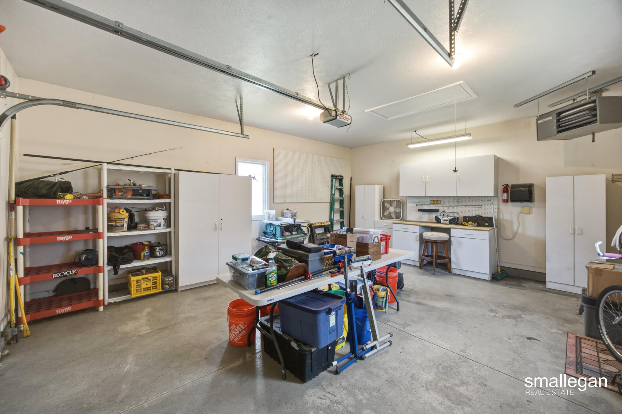 1017 Sunset Hills Court NW Grand Rapids MI 49534