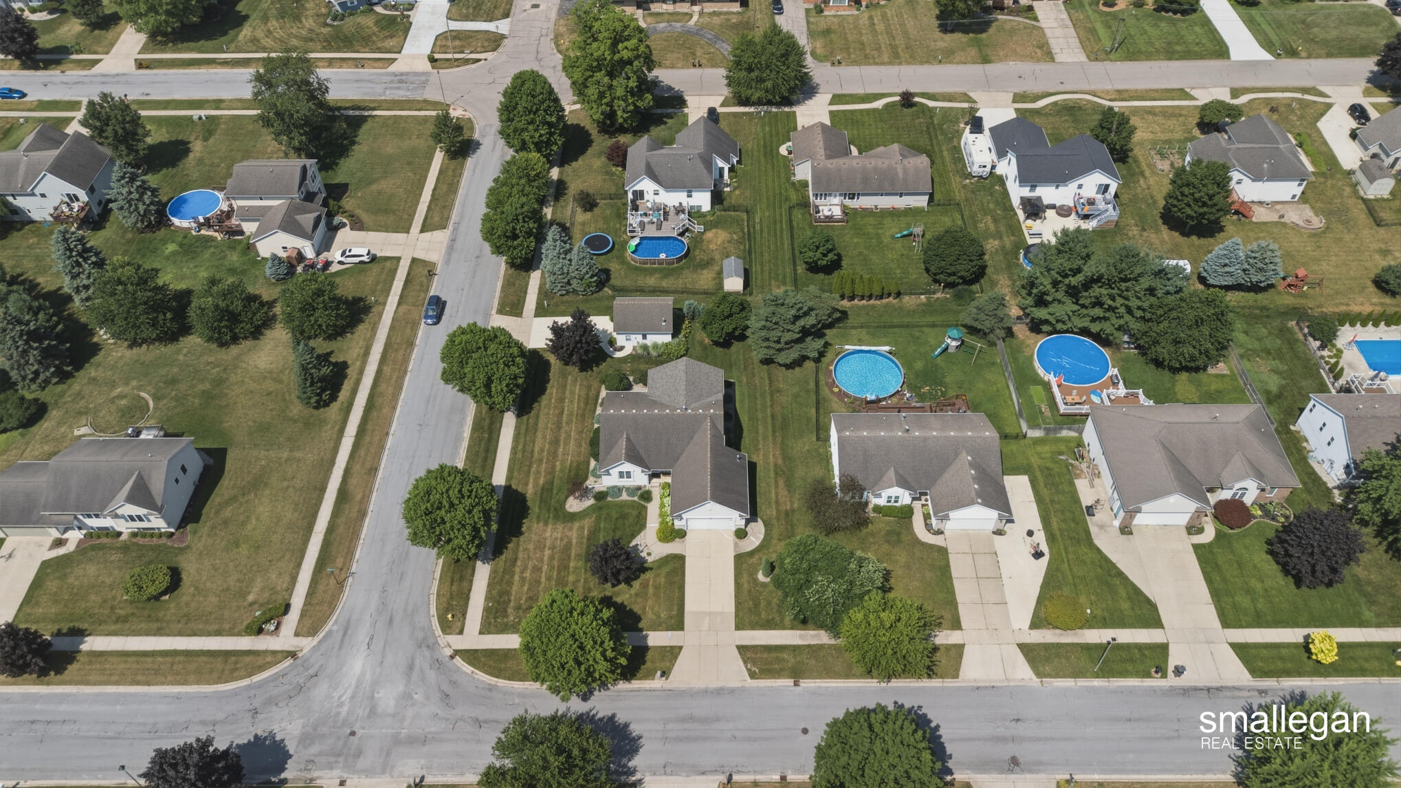 1017 Sunset Hills Court NW Grand Rapids MI 49534