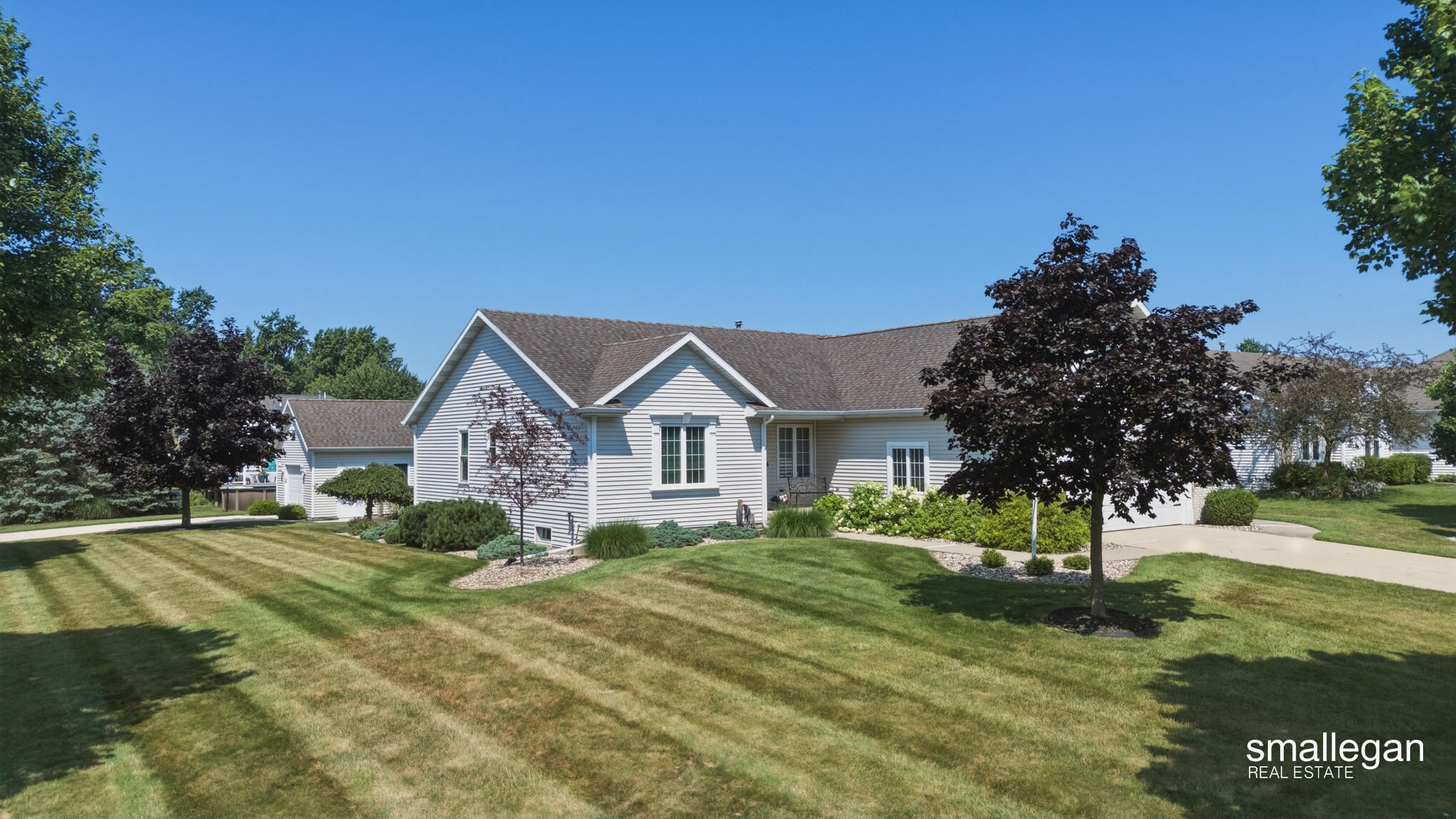 1017 Sunset Hills Court NW Grand Rapids MI 49534