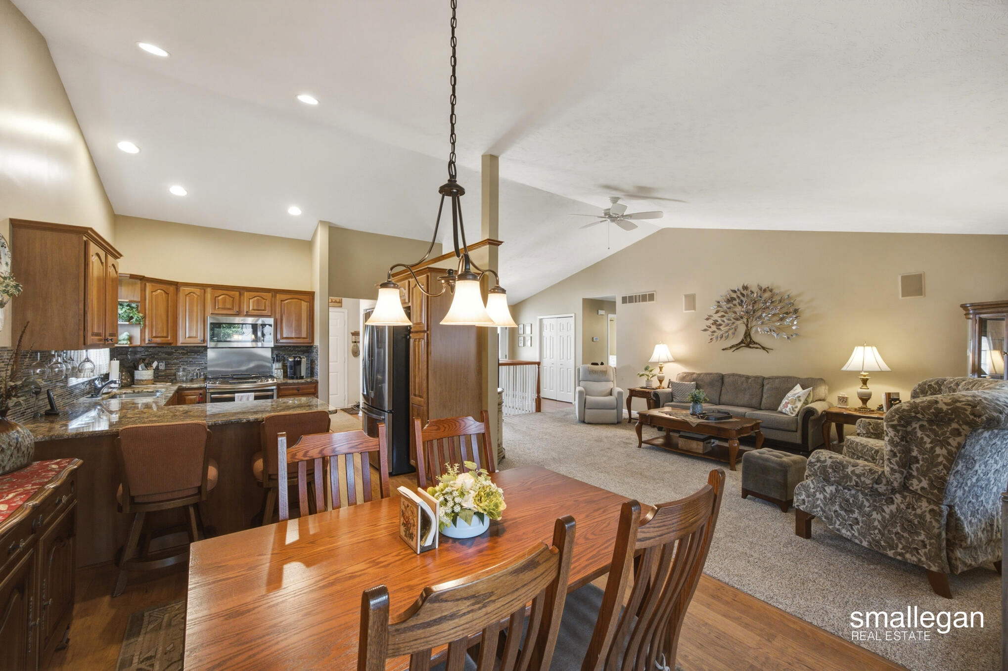 1017 Sunset Hills Court NW Grand Rapids MI 49534