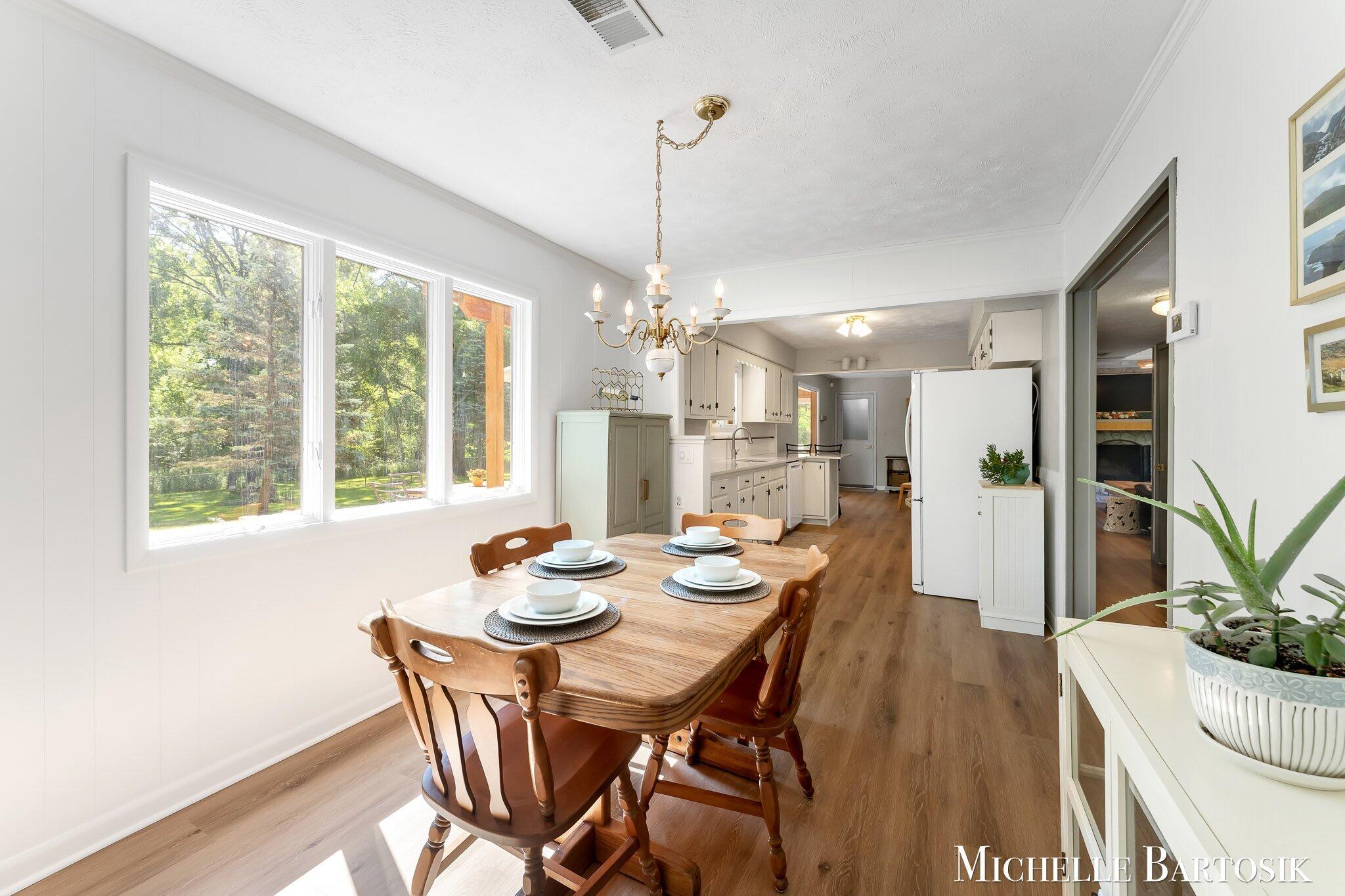 3990 Grand River Drive NE Grand Rapids MI 49525
