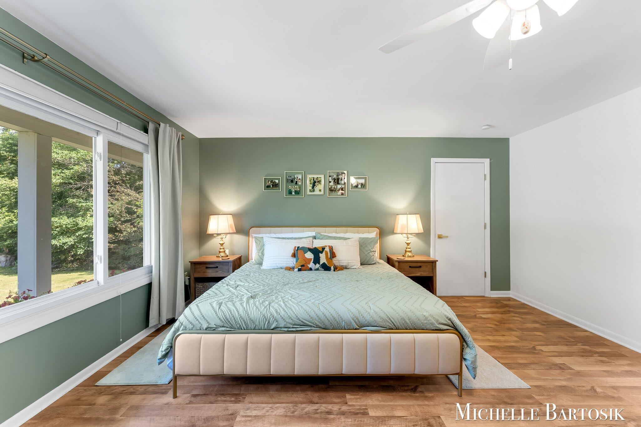 3990 Grand River Drive NE Grand Rapids MI 49525