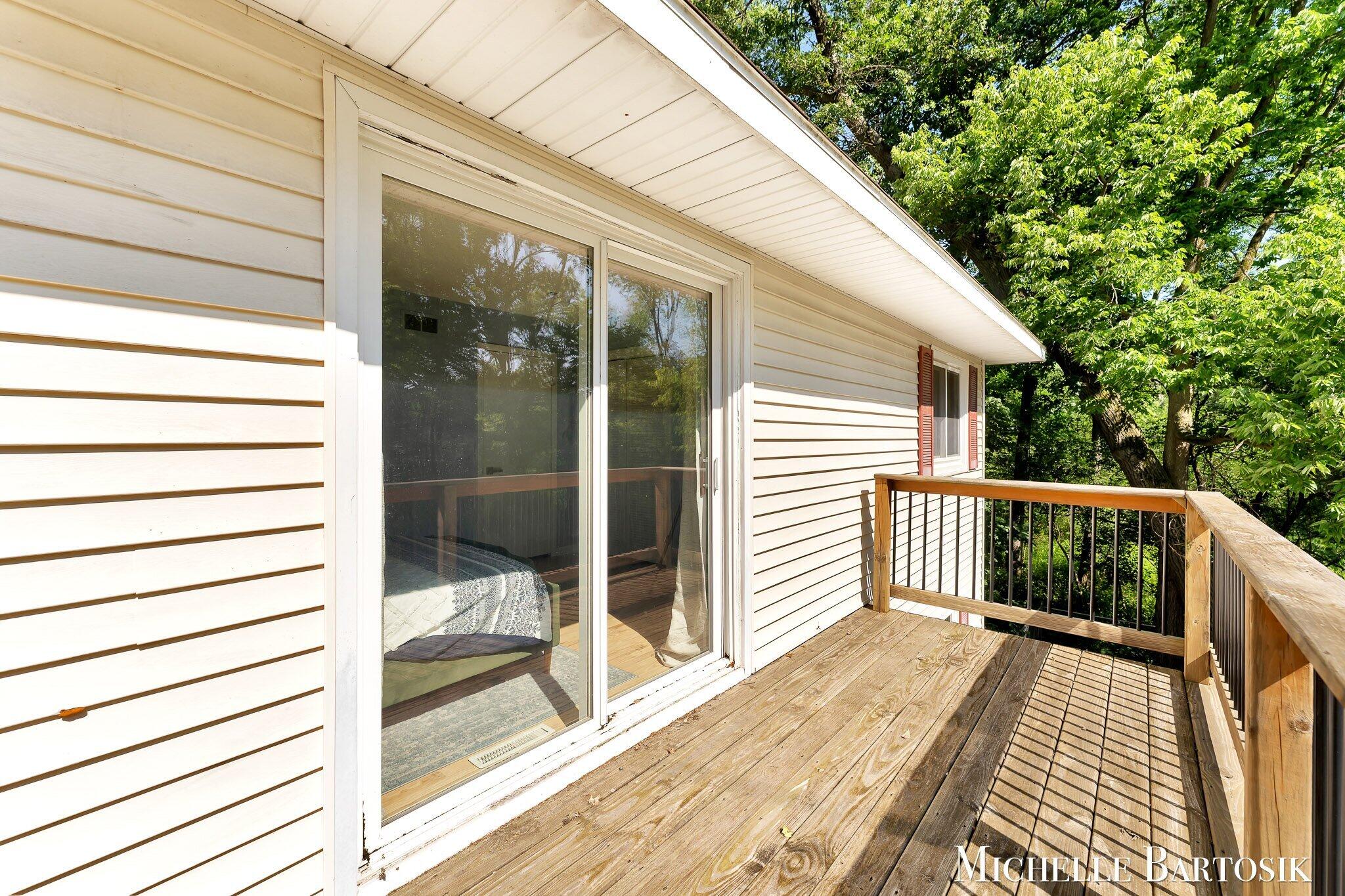 3990 Grand River Drive NE Grand Rapids MI 49525