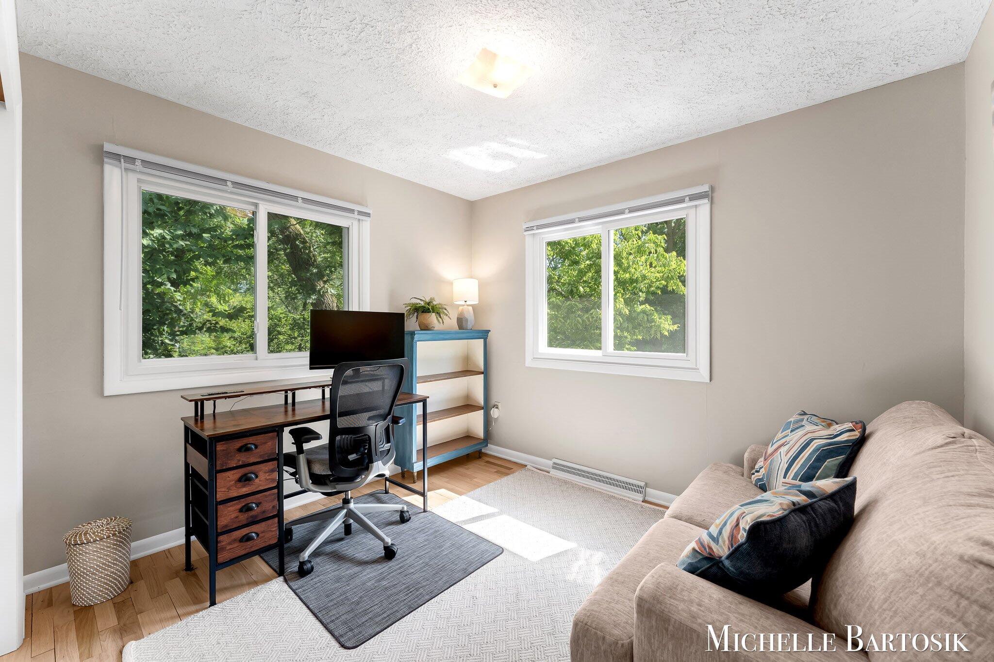 3990 Grand River Drive NE Grand Rapids MI 49525
