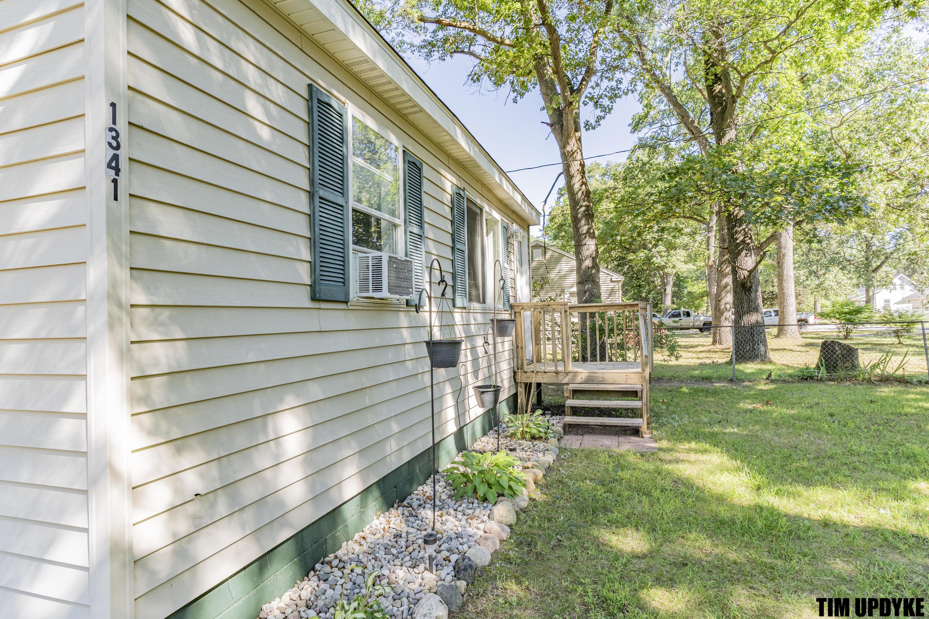 1341 S Bolen Road Muskegon MI 49442