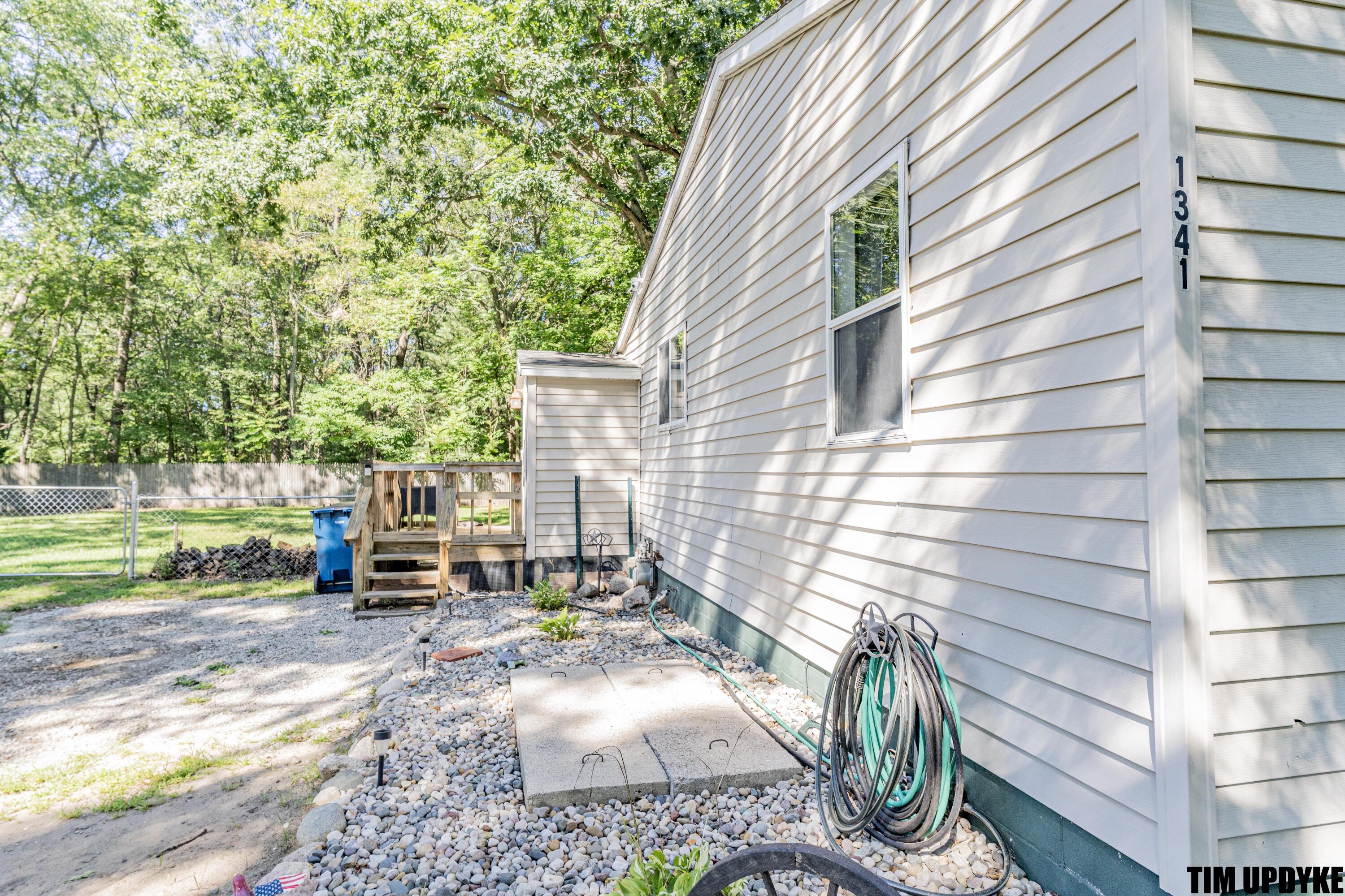 1341 S Bolen Road Muskegon MI 49442