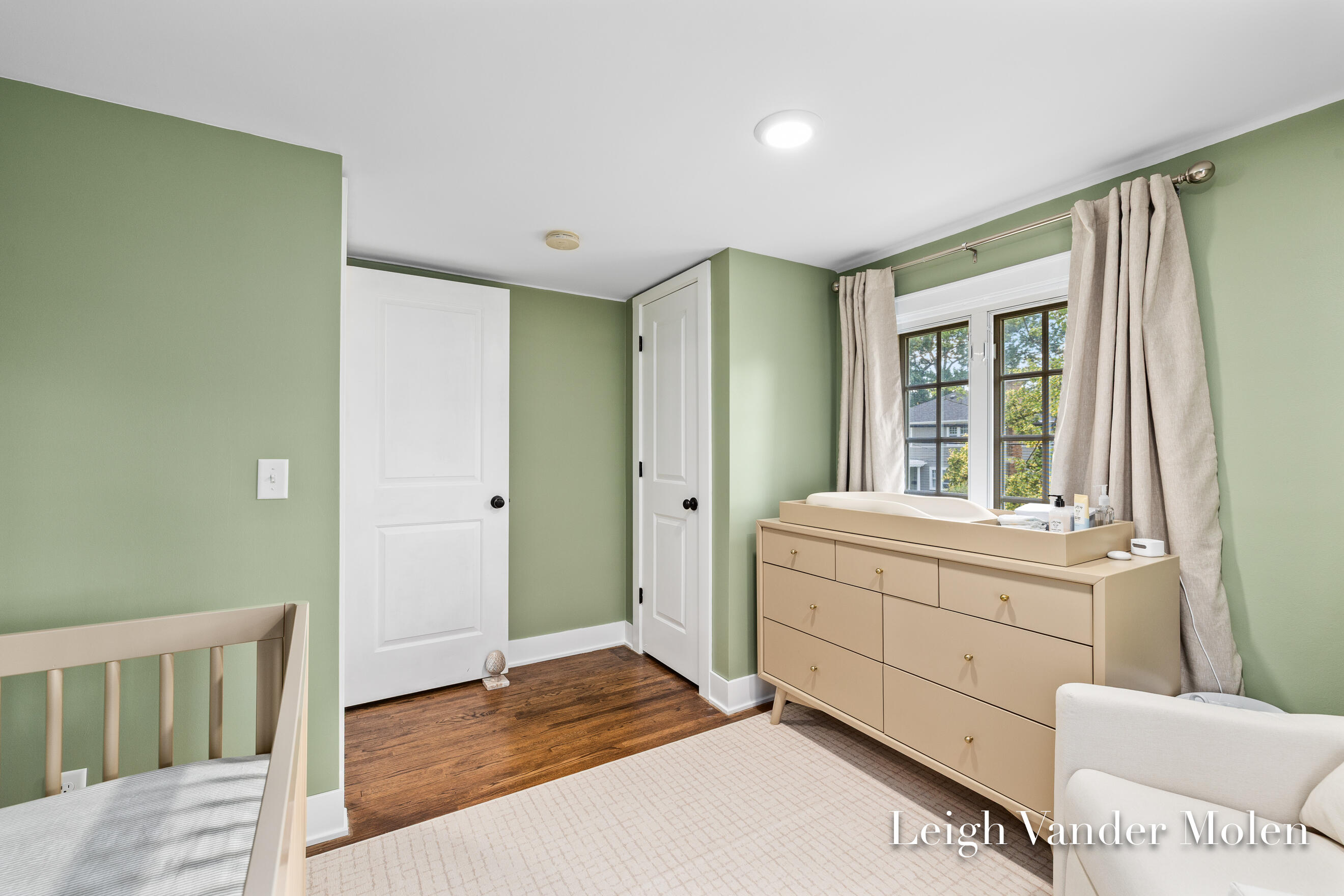 964 Lakeside Drive SE East Grand Rapids MI 49506
