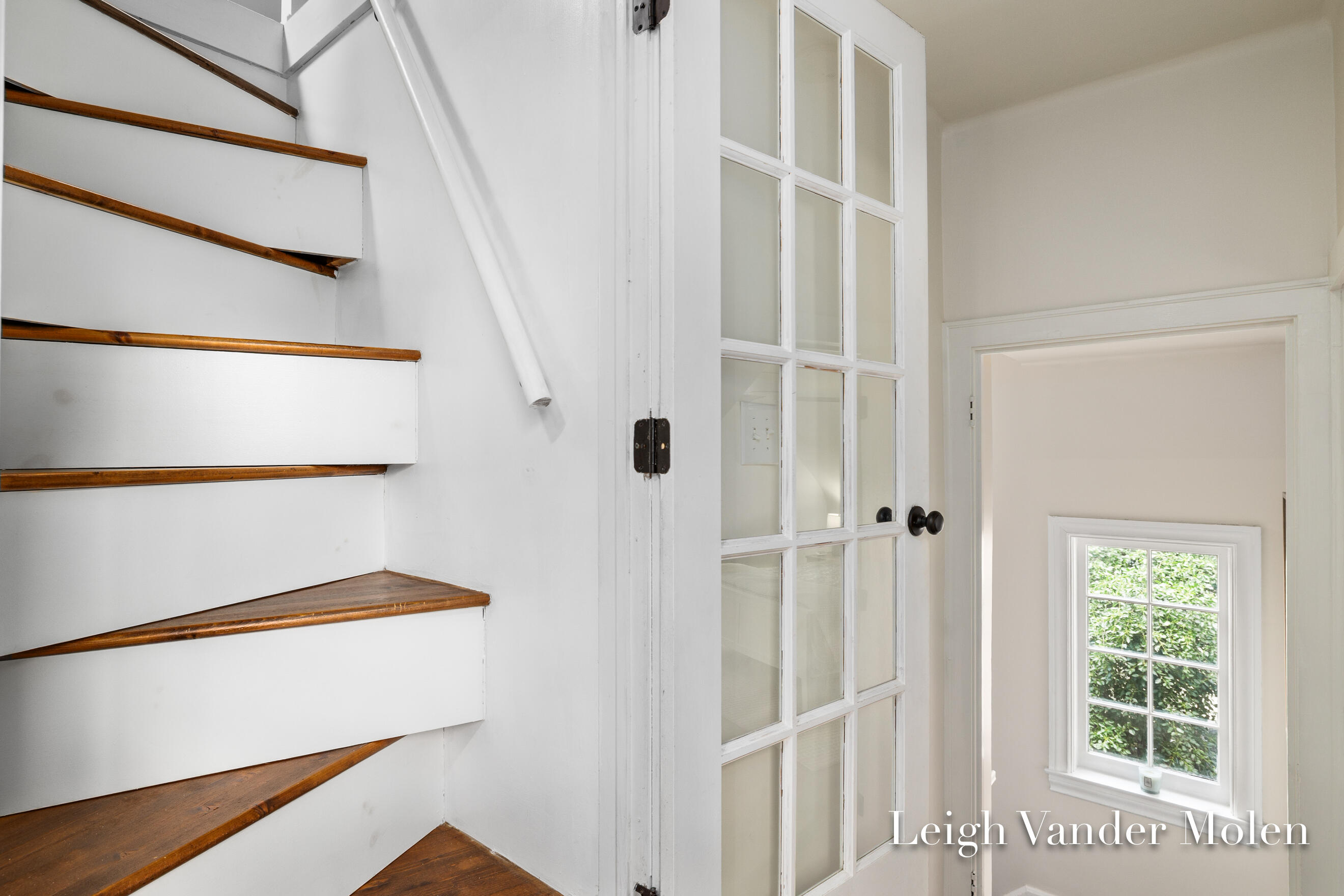 964 Lakeside Drive SE East Grand Rapids MI 49506