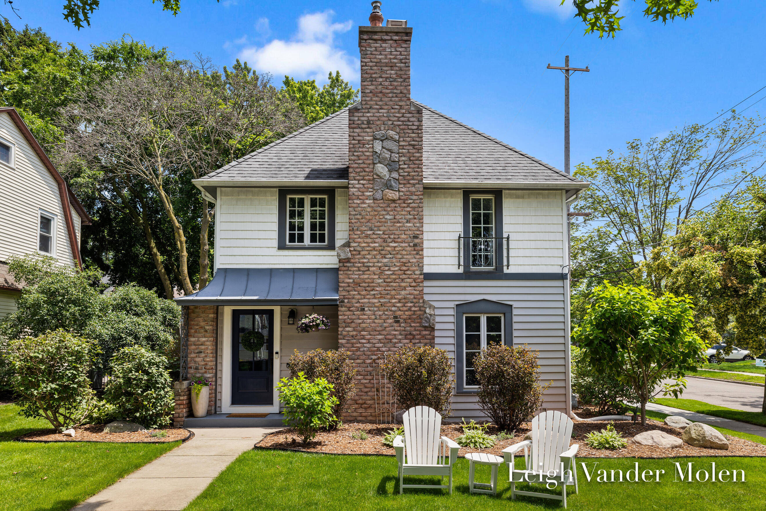 964 Lakeside Drive SE East Grand Rapids MI 49506