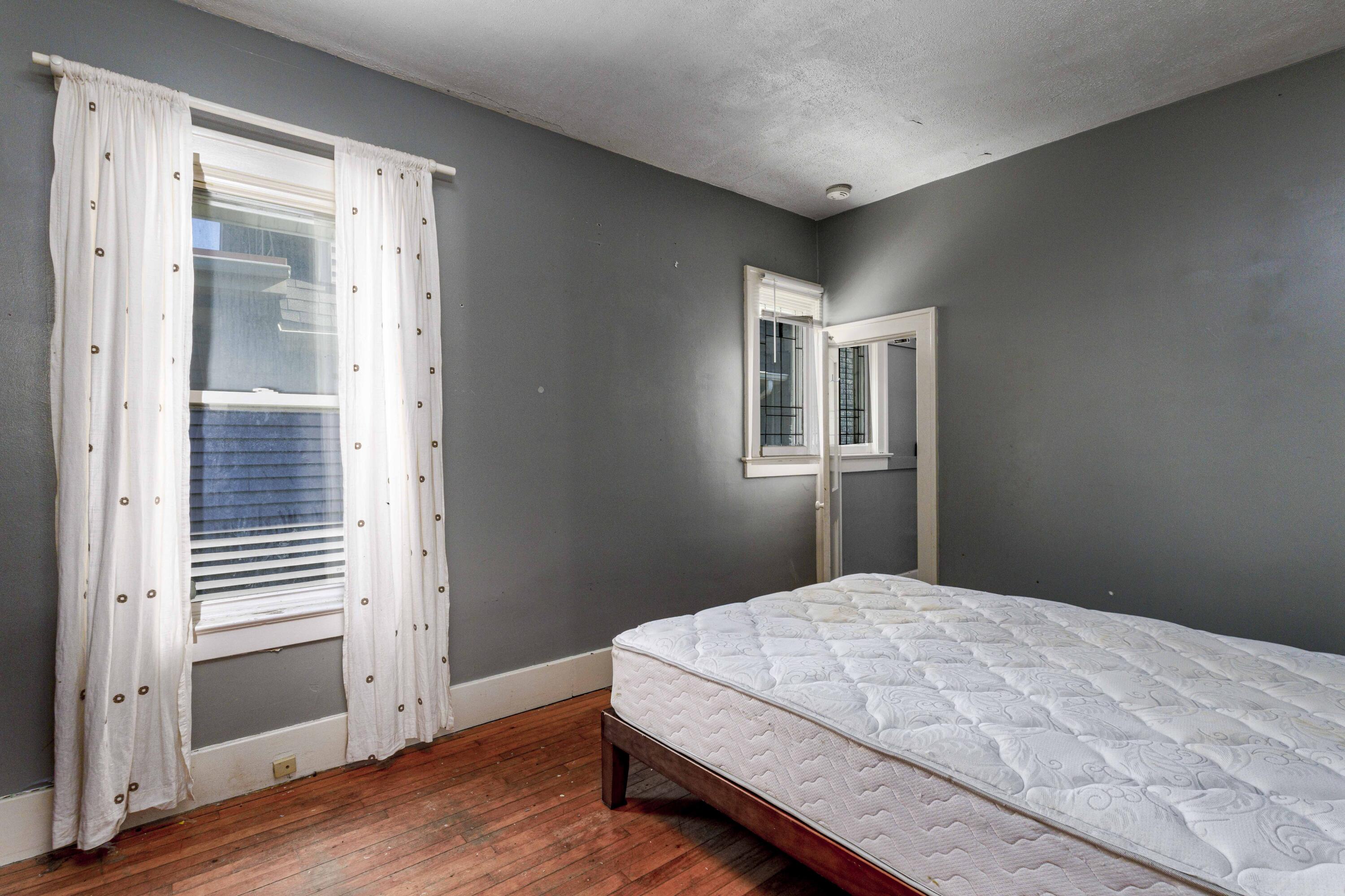 811 Ardmore Street SE Grand Rapids MI 49507