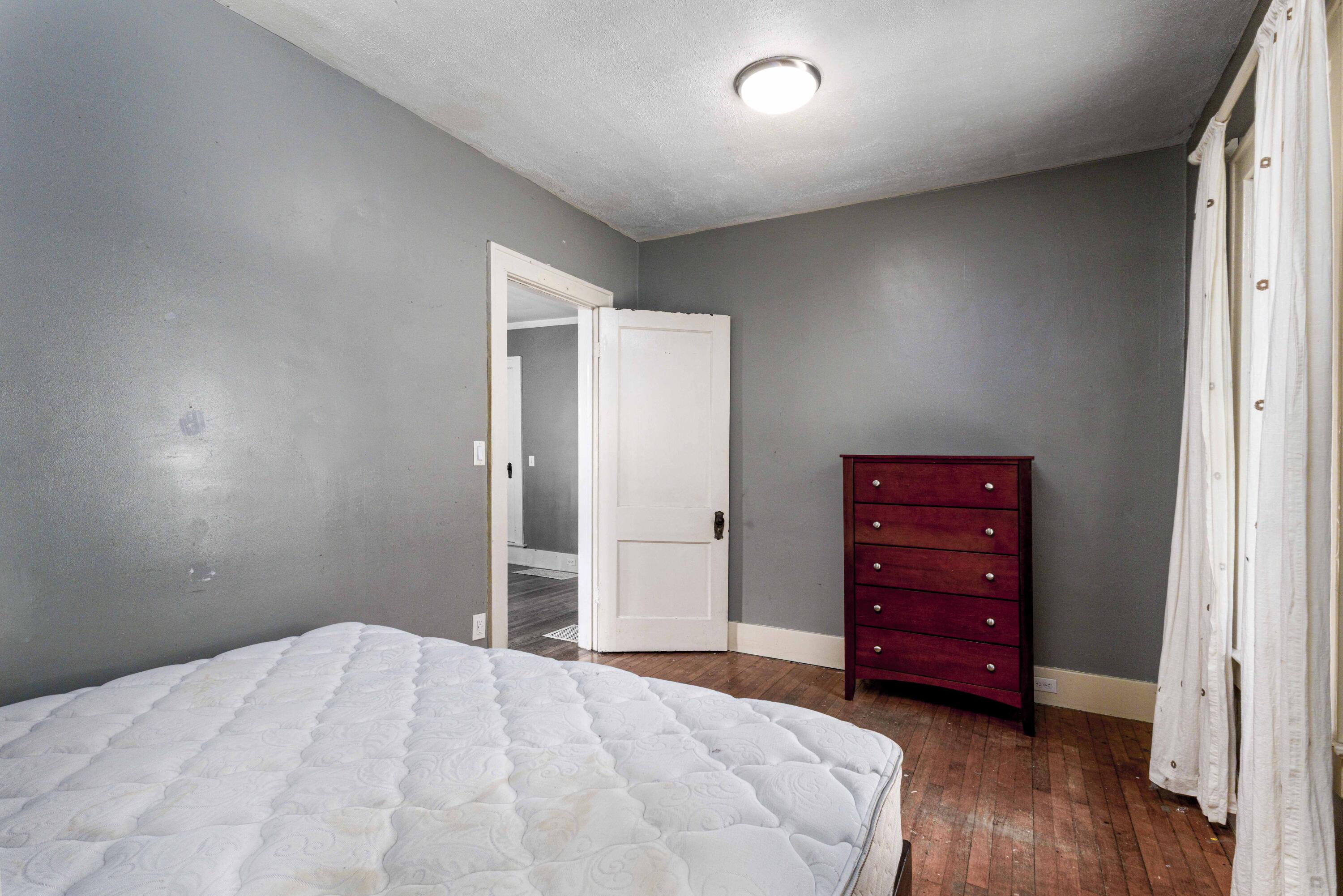 811 Ardmore Street SE Grand Rapids MI 49507