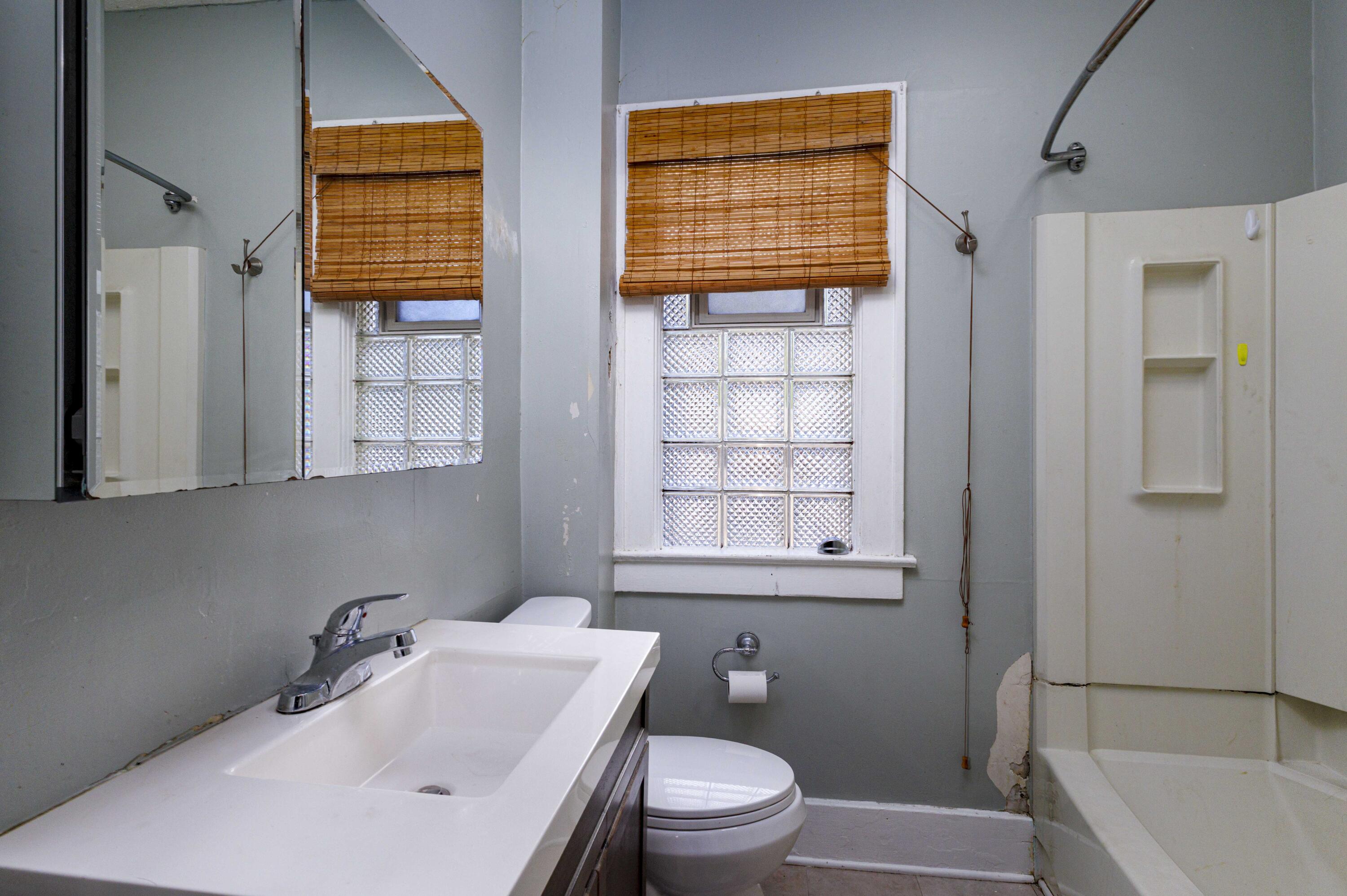 811 Ardmore Street SE Grand Rapids MI 49507