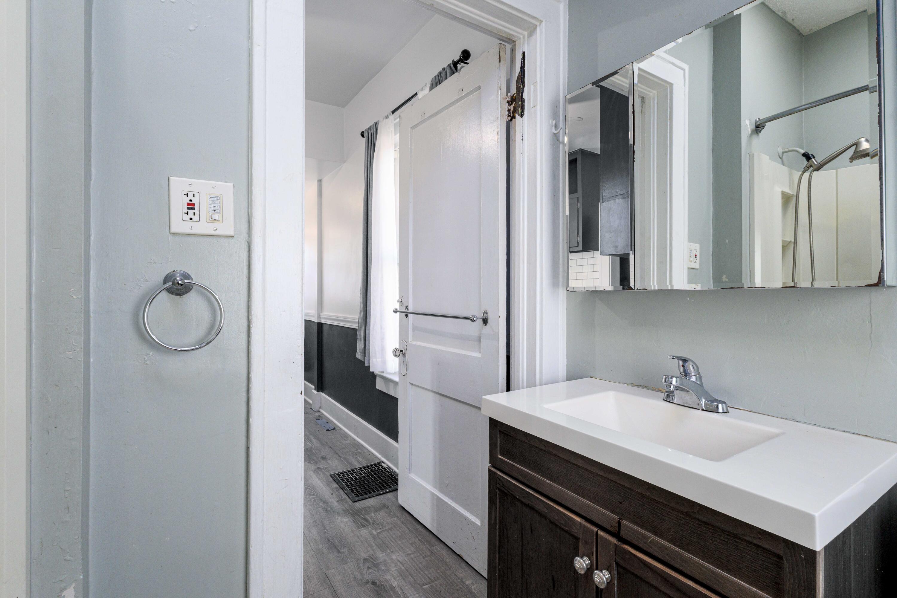 811 Ardmore Street SE Grand Rapids MI 49507