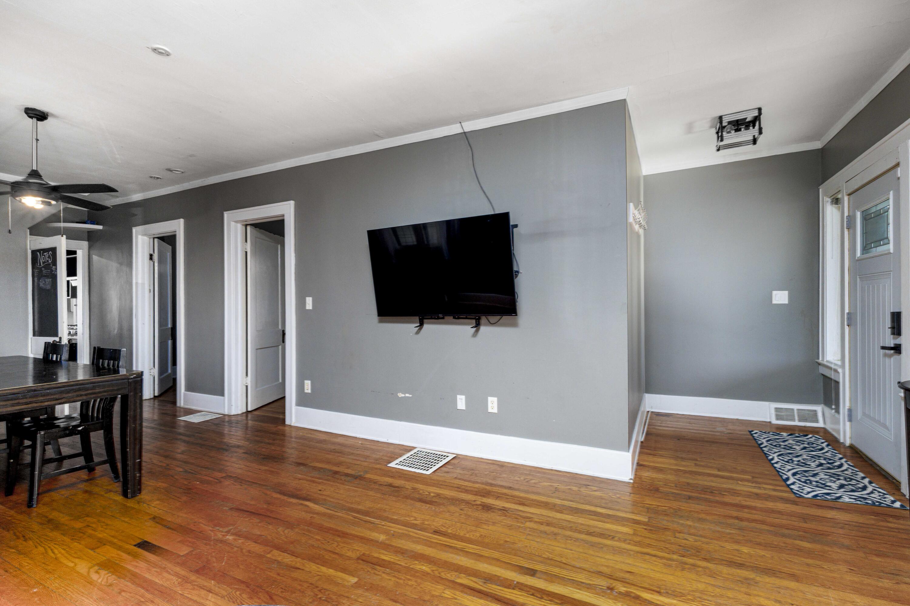 811 Ardmore Street SE Grand Rapids MI 49507