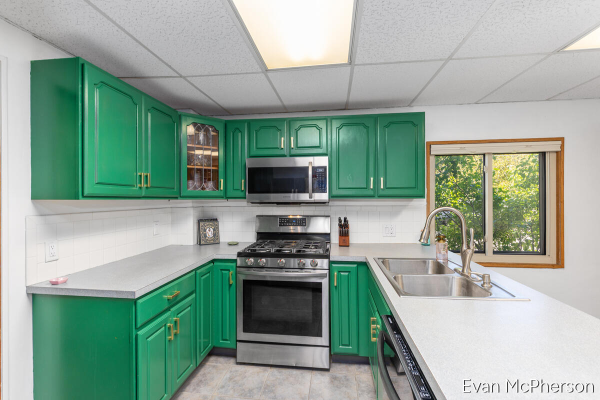 759 Eastern Avenue NE Grand Rapids MI 49503