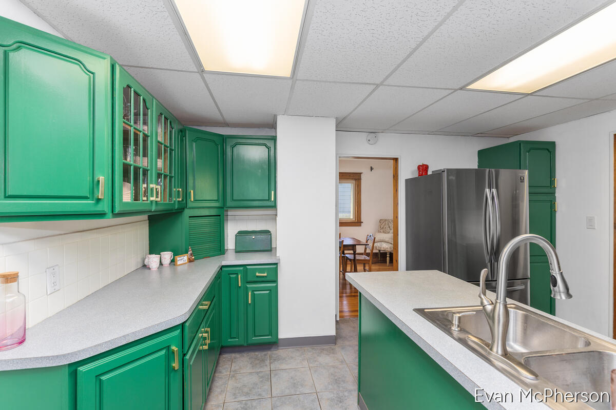 759 Eastern Avenue NE Grand Rapids MI 49503