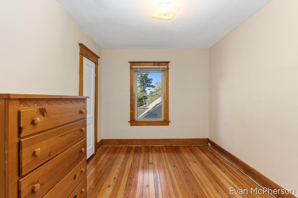 759 Eastern Avenue NE Grand Rapids MI 49503