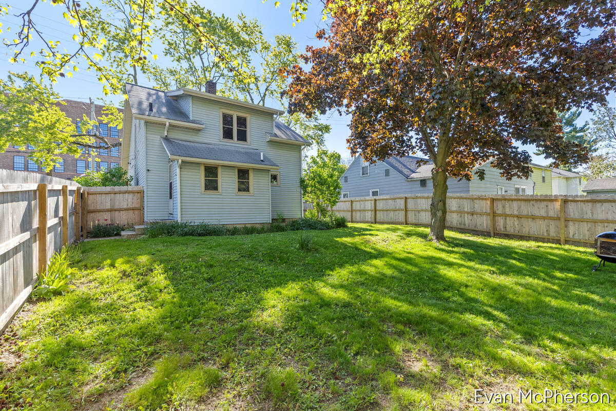 759 Eastern Avenue NE Grand Rapids MI 49503
