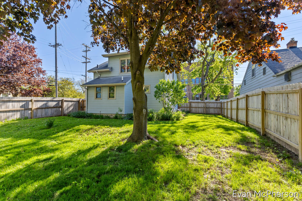 759 Eastern Avenue NE Grand Rapids MI 49503