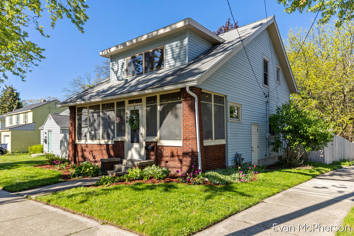 759 Eastern Avenue NE Grand Rapids MI 49503