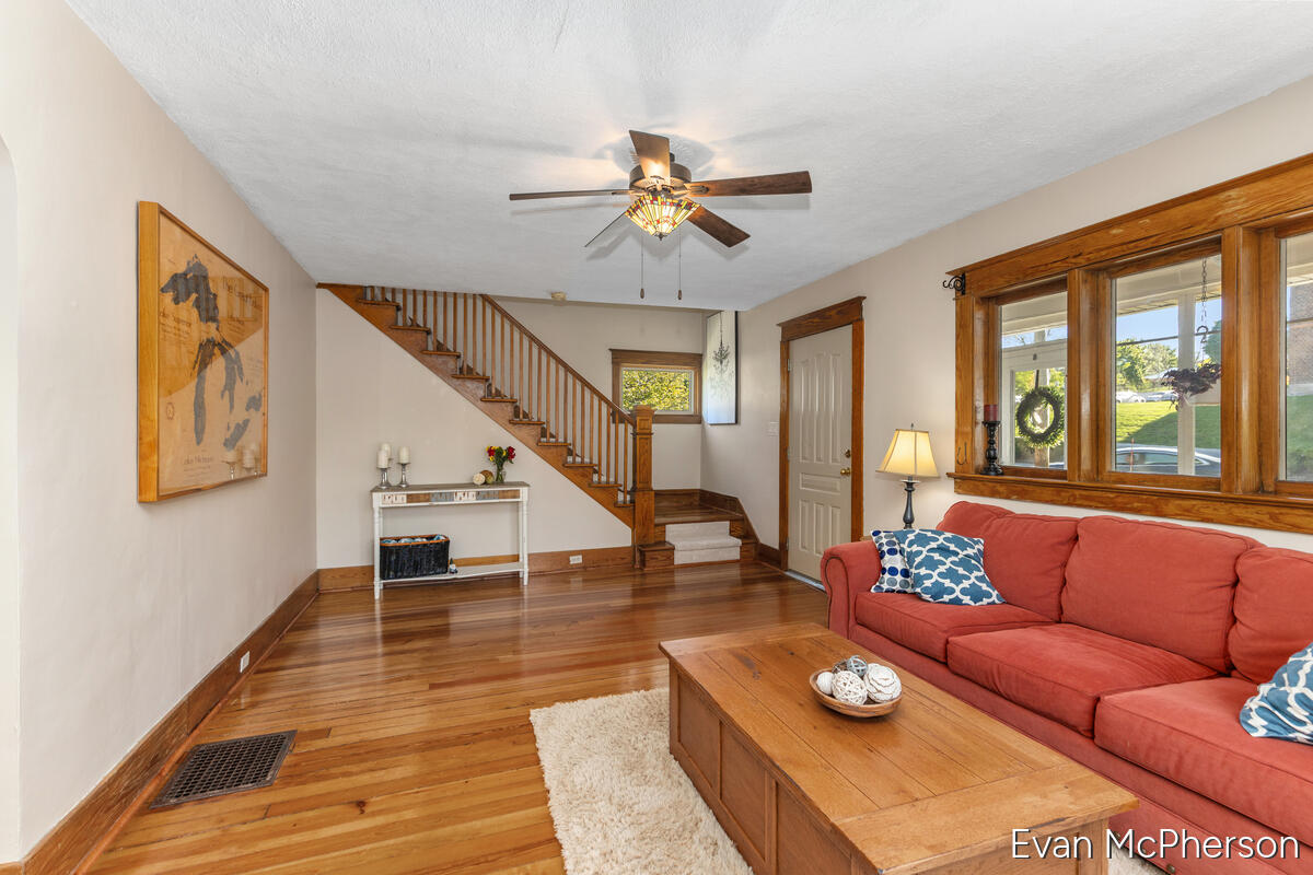 759 Eastern Avenue NE Grand Rapids MI 49503