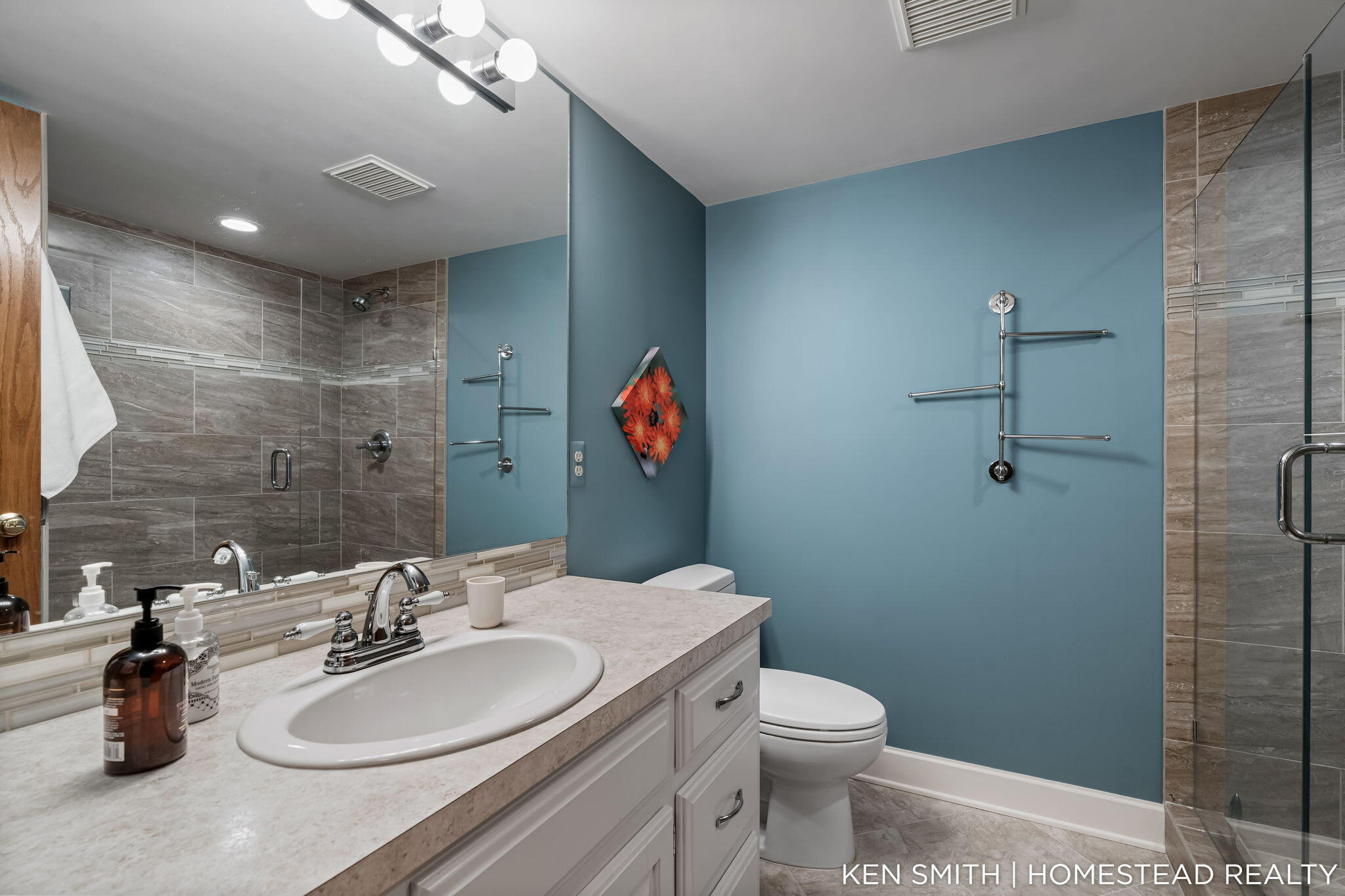 1876 Columbus Street Holland MI 49424