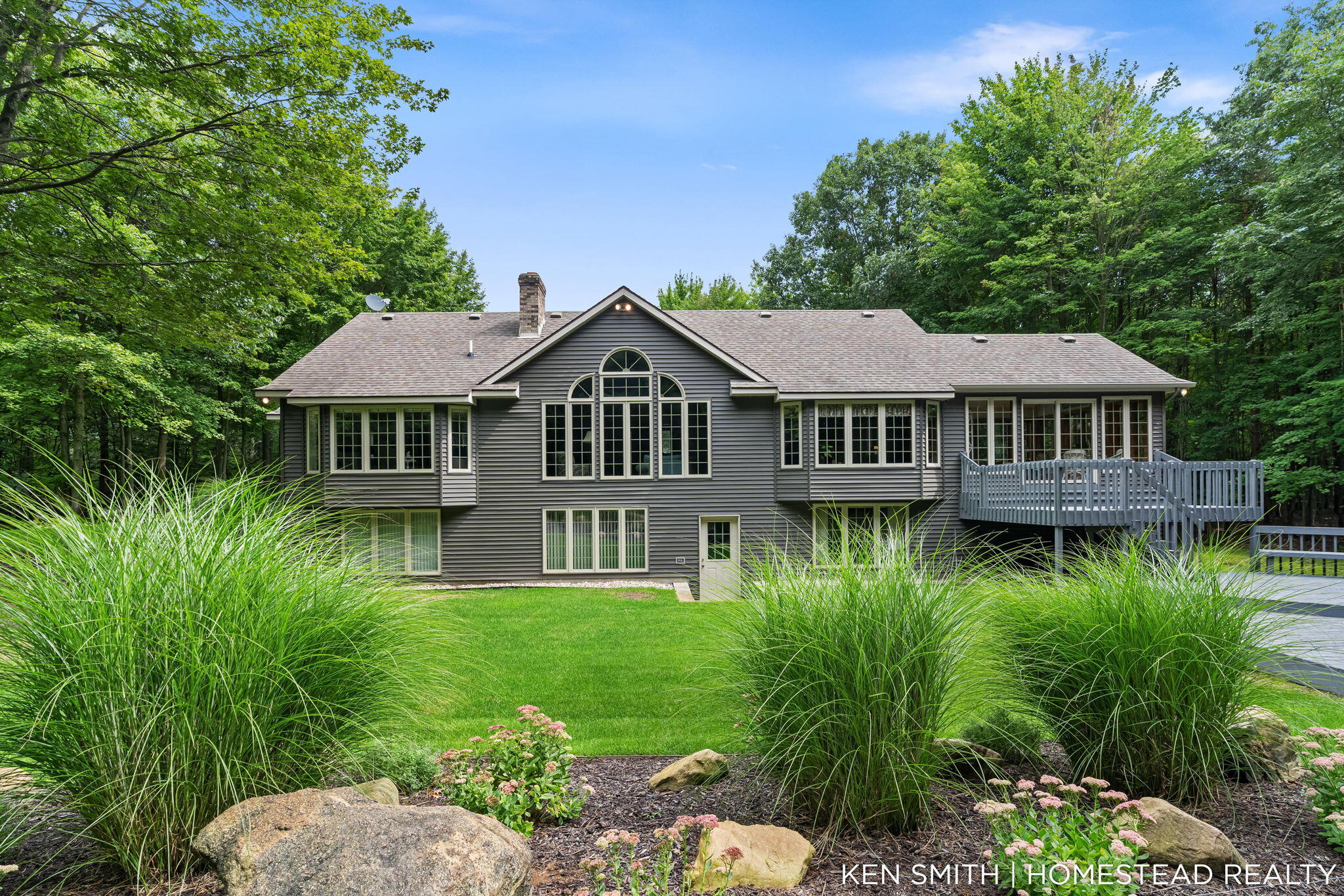1876 Columbus Street Holland MI 49424