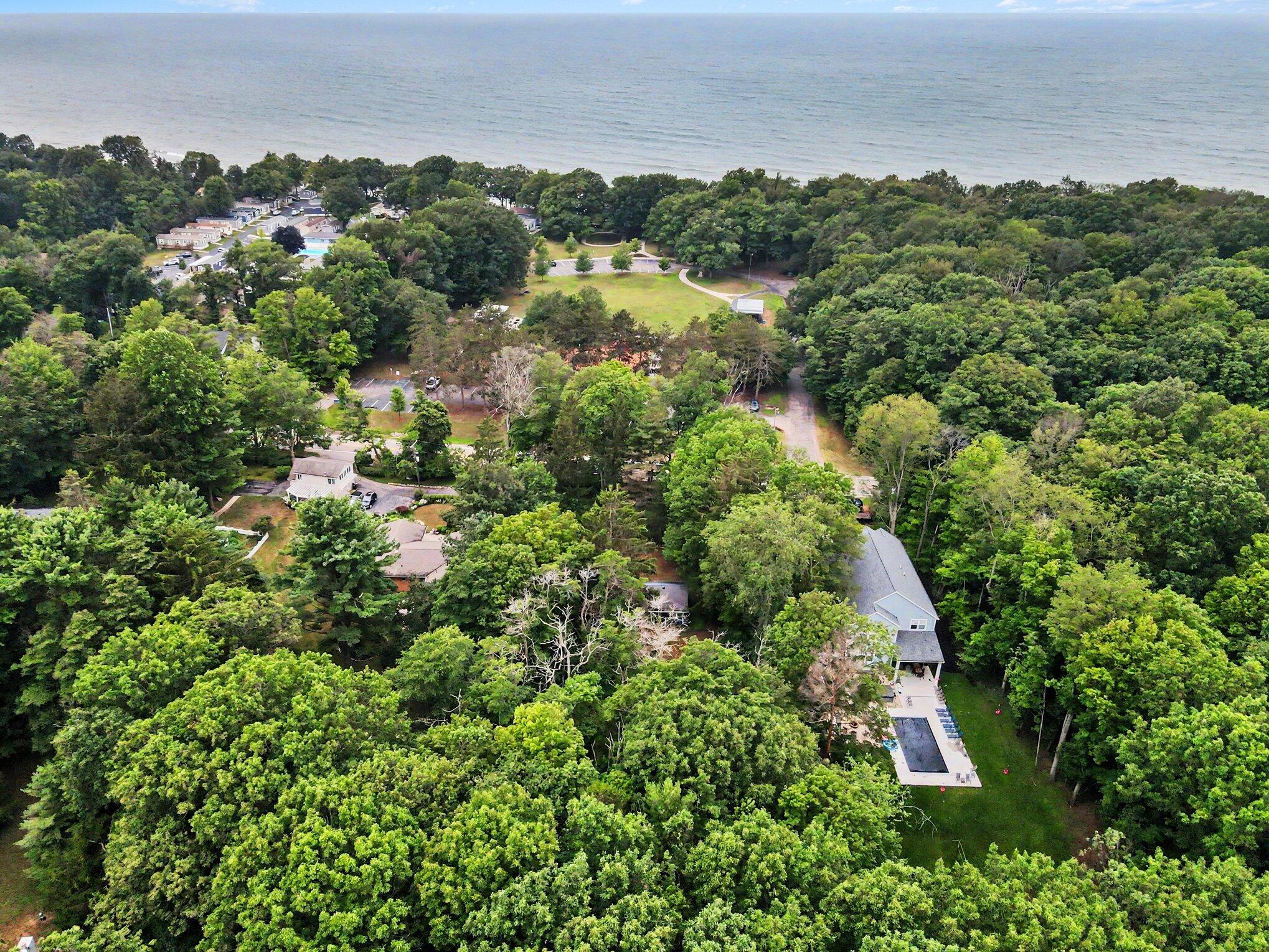 2145 Lakeshore Drive Fennville MI 49408