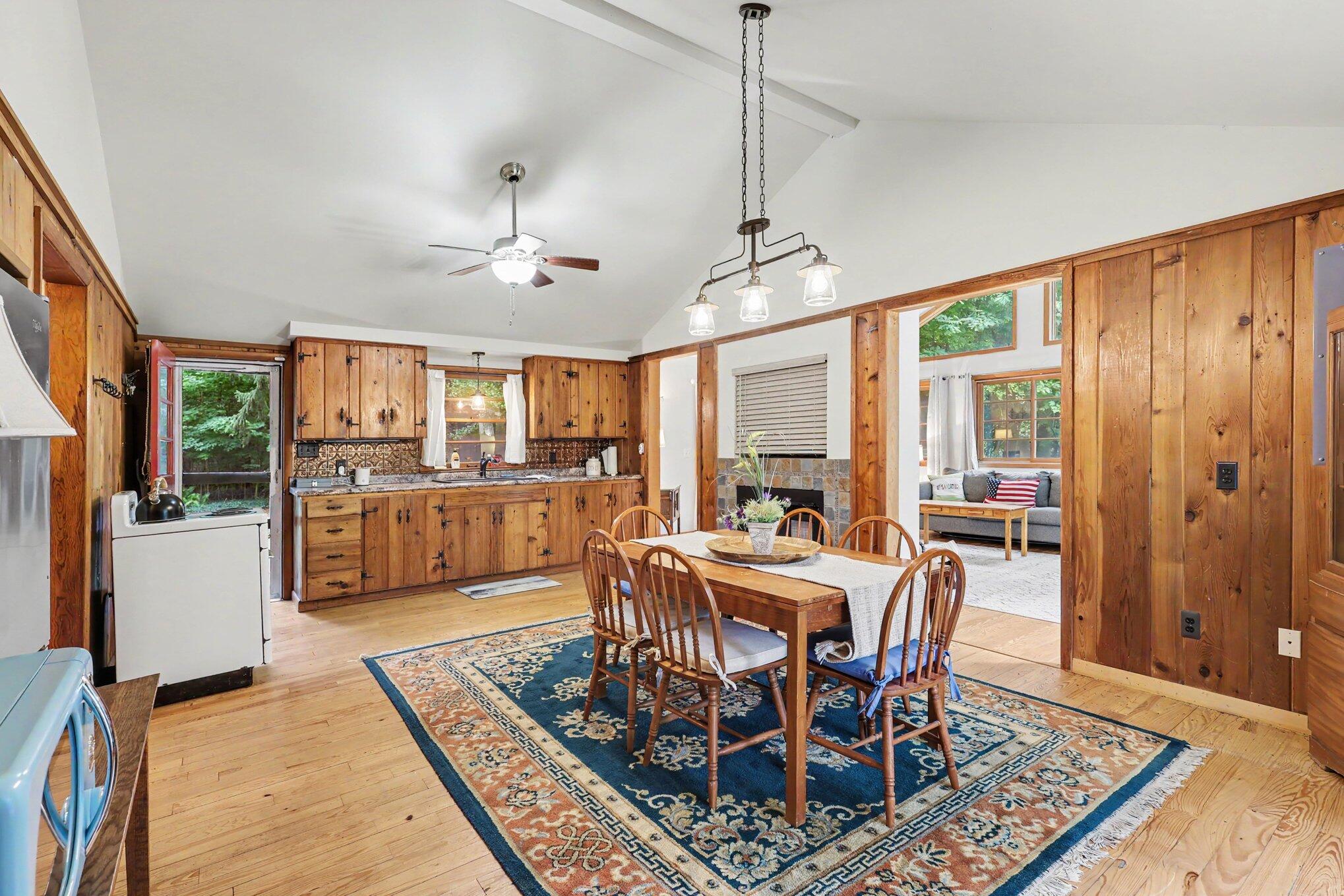 2145 Lakeshore Drive Fennville MI 49408