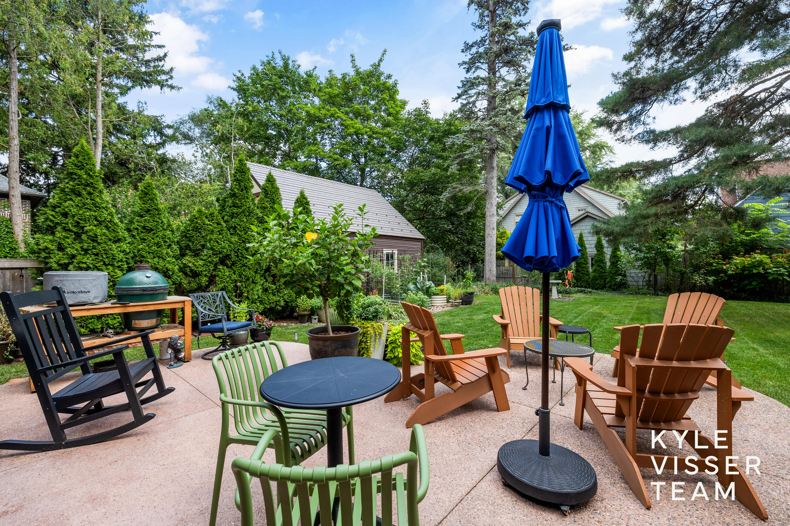 950 Pinecrest Avenue SE East Grand Rapids MI 49506