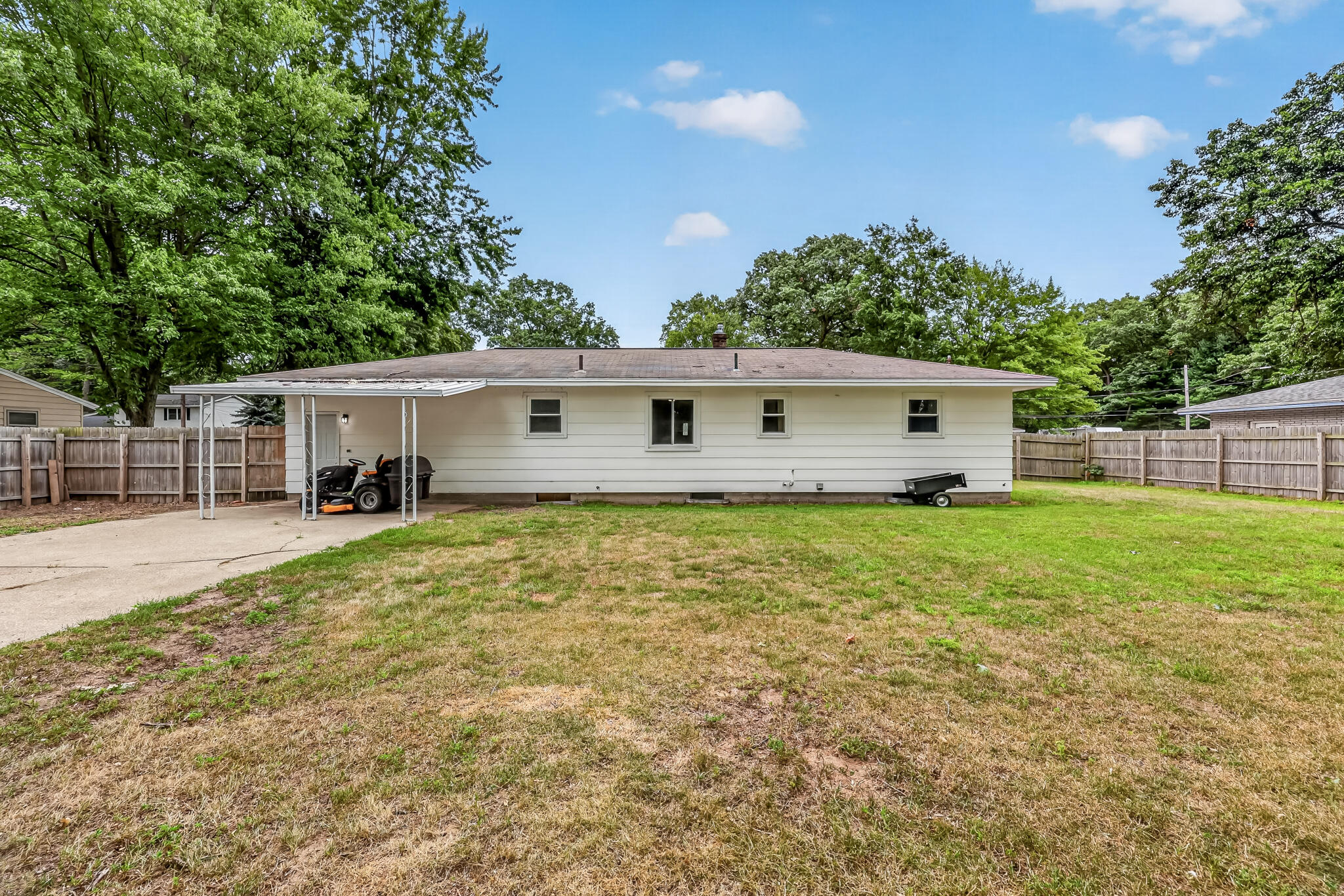 1235 Sumac Street Muskegon MI 49445