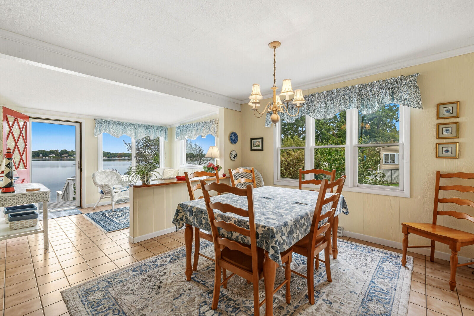 23806 S Shore Drive Edwardsburg MI 49112